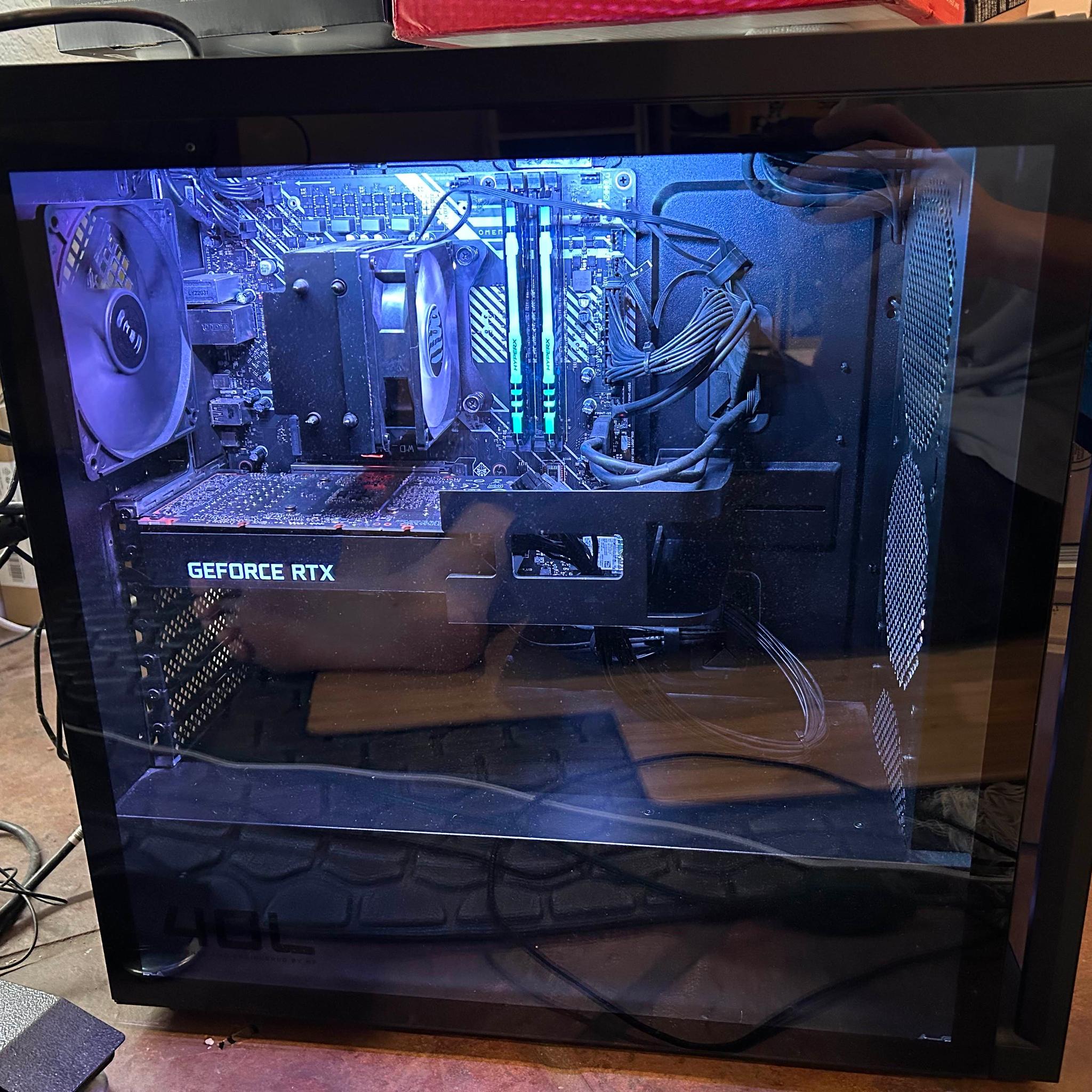 HP Omen 40L | RTX 3060 12GB | Intel i5 12400F | 16GB DDR4 |