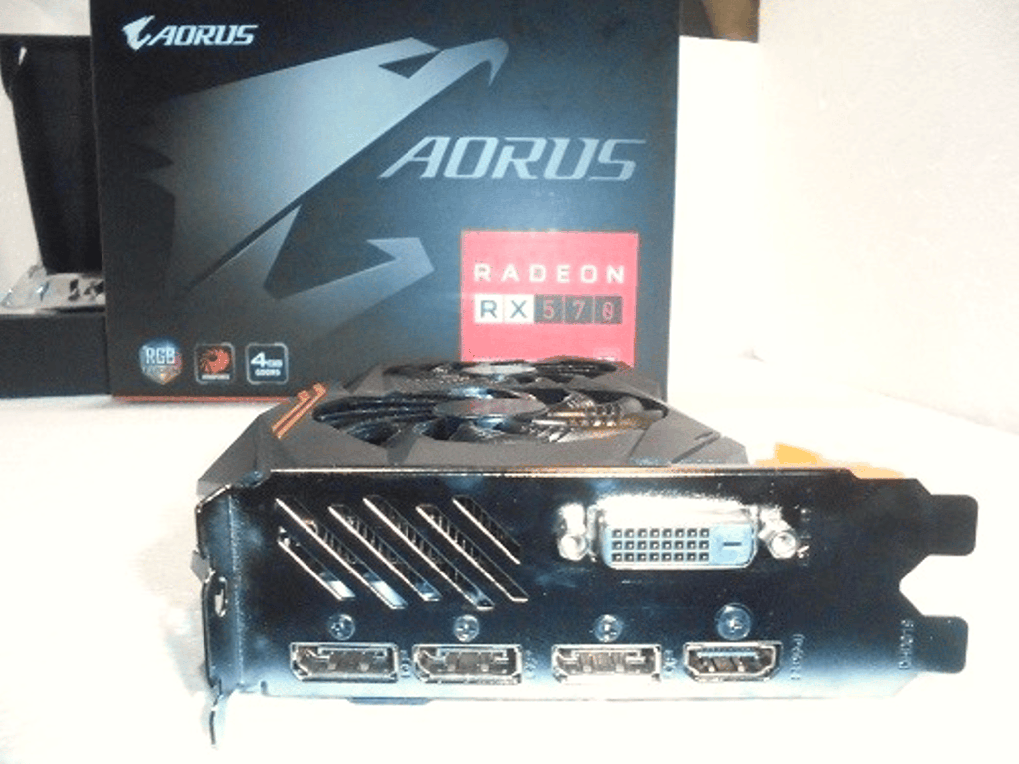 Gigabyte AORUS Radeon RX570 4G/Very Clean Like New Open Box Condition