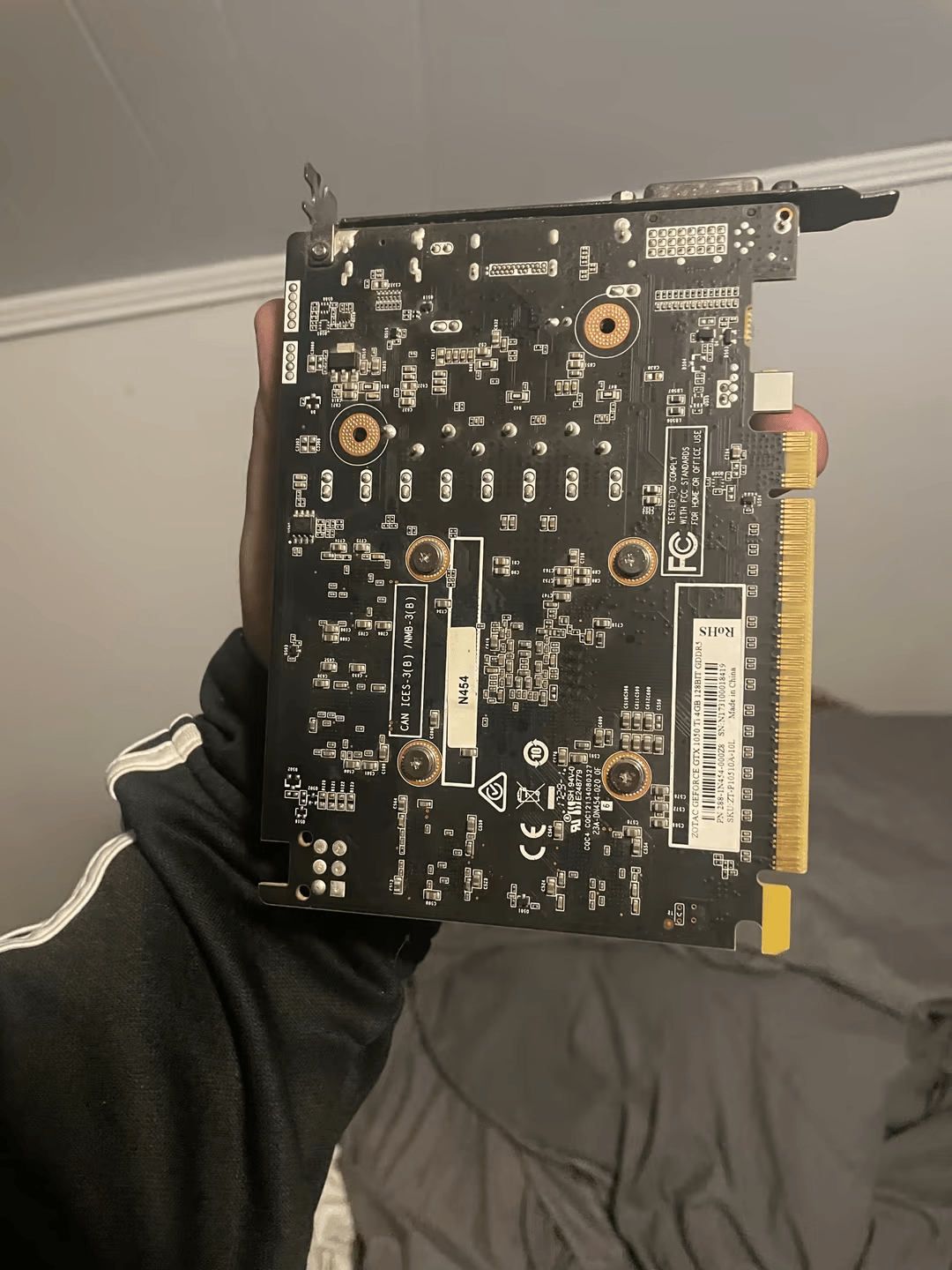 Zotac 1050 ti used for light gaming had it for a month or two got it in a pre built 