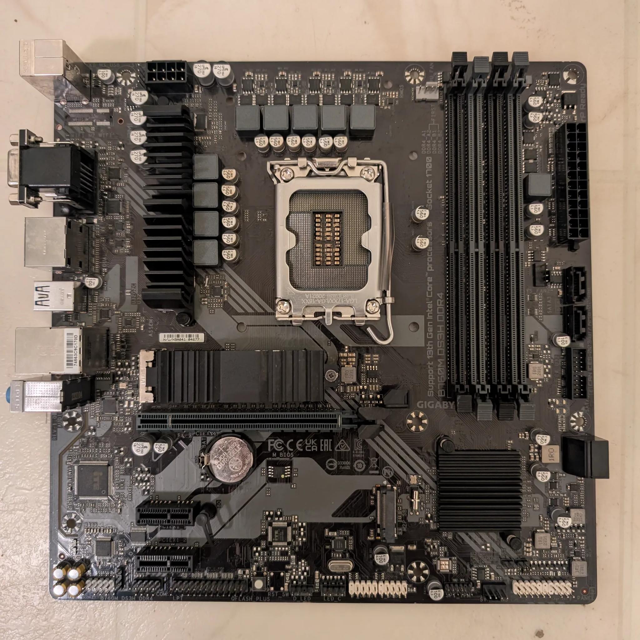 GIGABYTE B760M DS3H DDR4 (LGA 1700/ Intel/ B760/ M-ATX/ DDR4/ Dual M.2/ PCIe 4.0)