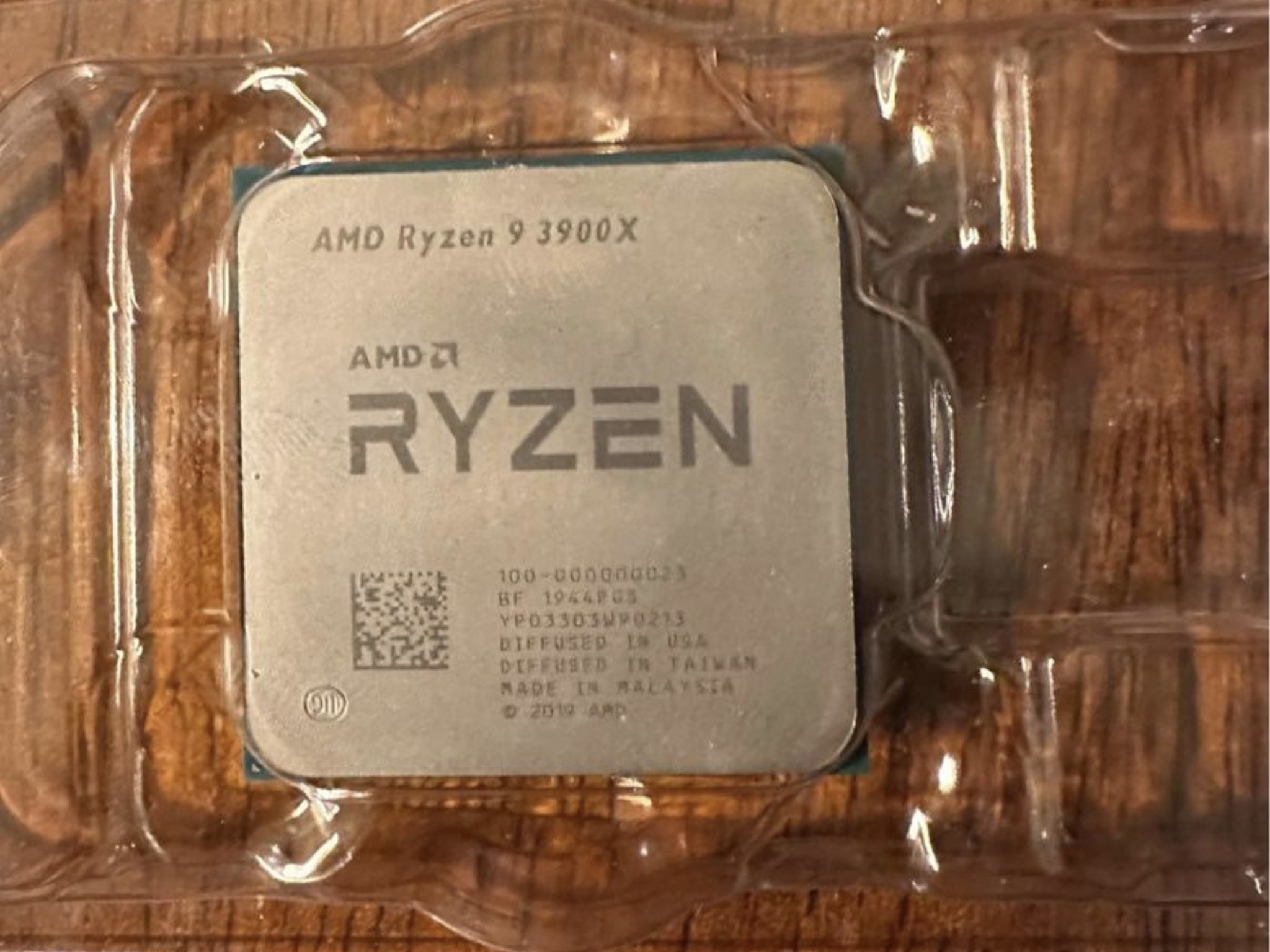 AMD Ryzen 9 3900X