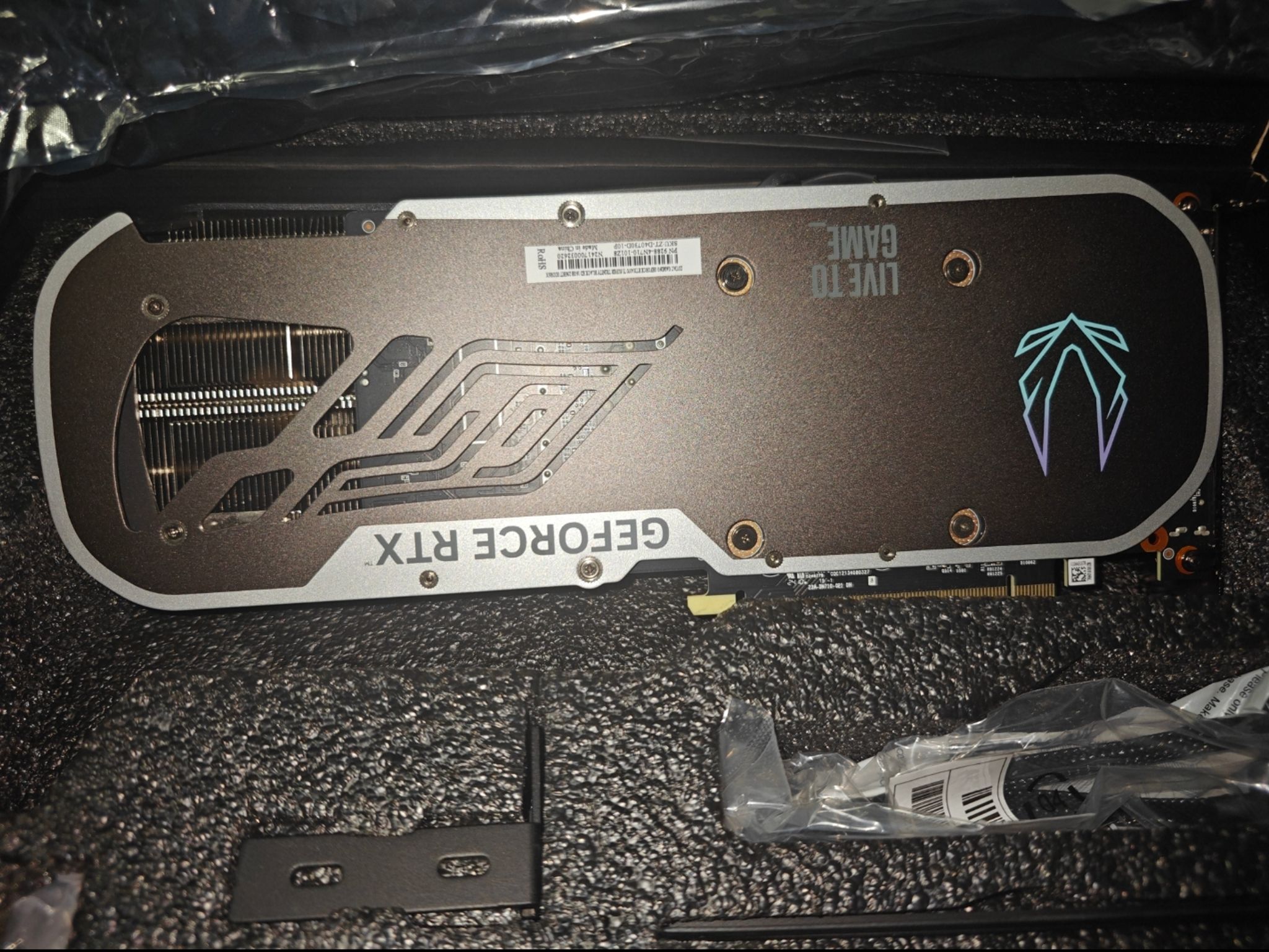 Zotac GAMING Trinity OC GeForce RTX 4070 Ti SUPER