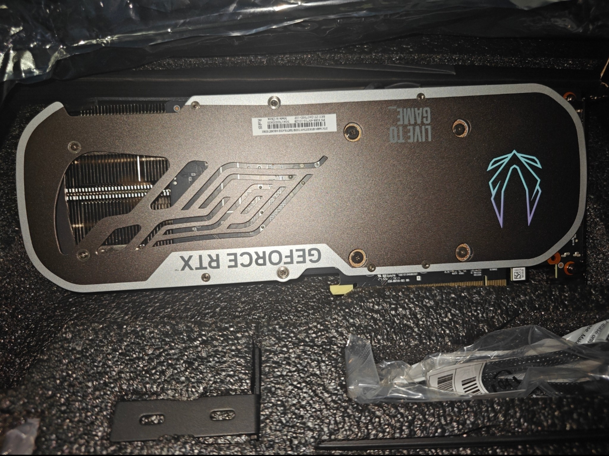 Zotac GAMING Trinity OC GeForce RTX 4070 Ti SUPER