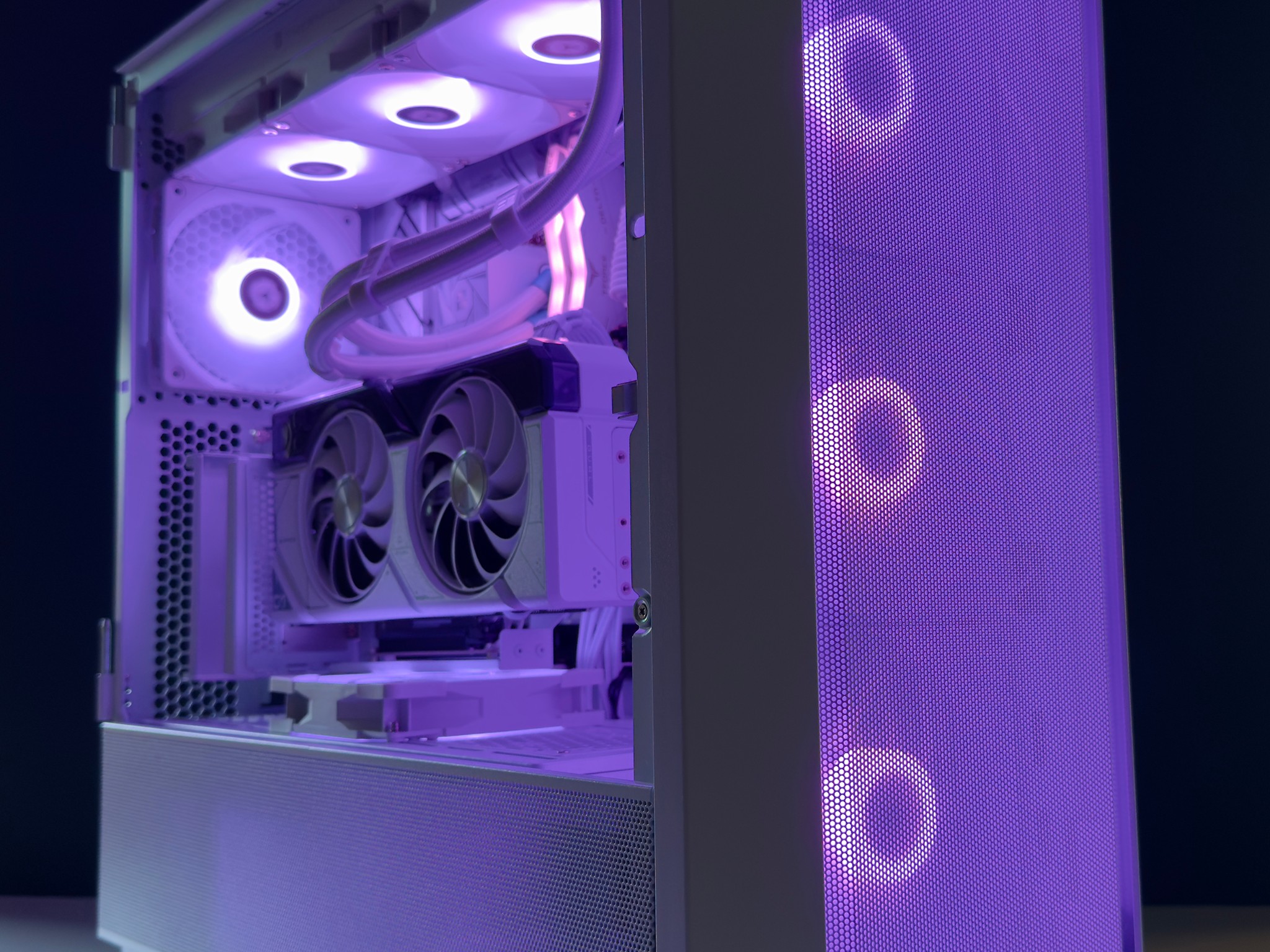 ❄️🤍Fresh Snow🤍❄️🤍RTX Streaming/Gaming PC⚪ RTX 4070 Super 12GB⚪AMD Ryzen 7 7800X3D⚪32GB DDR5⚪2TB NVME