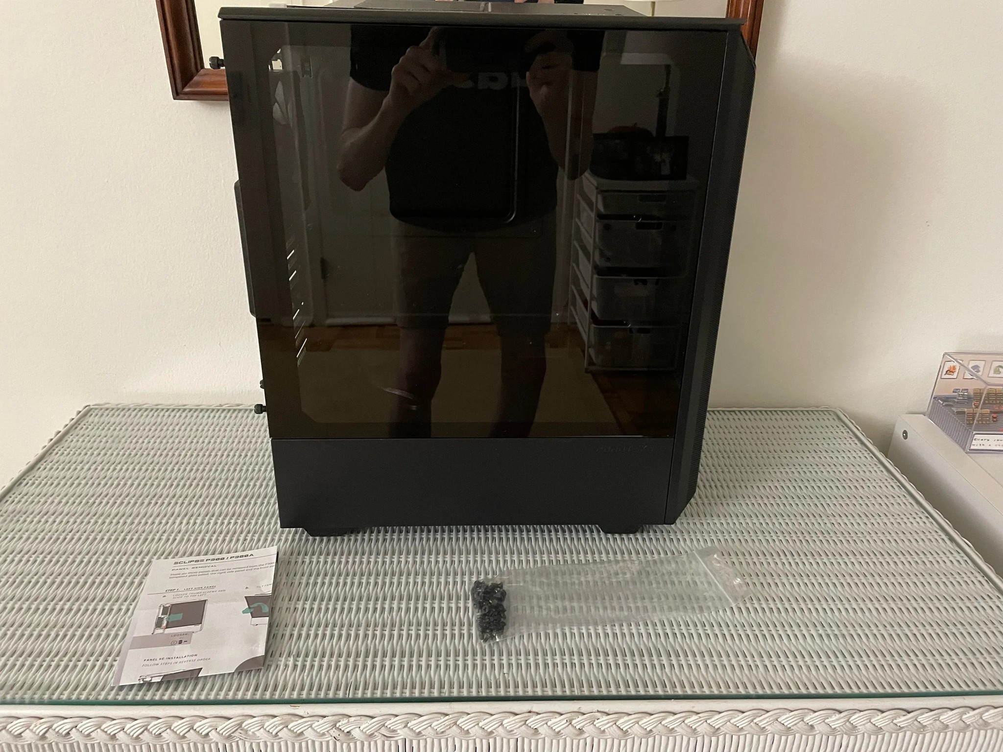 Phanteks Eclipse P300A Mesh Case (With Screws & Manual, Plus Extra SSD Bracket at No Extra Cost)!