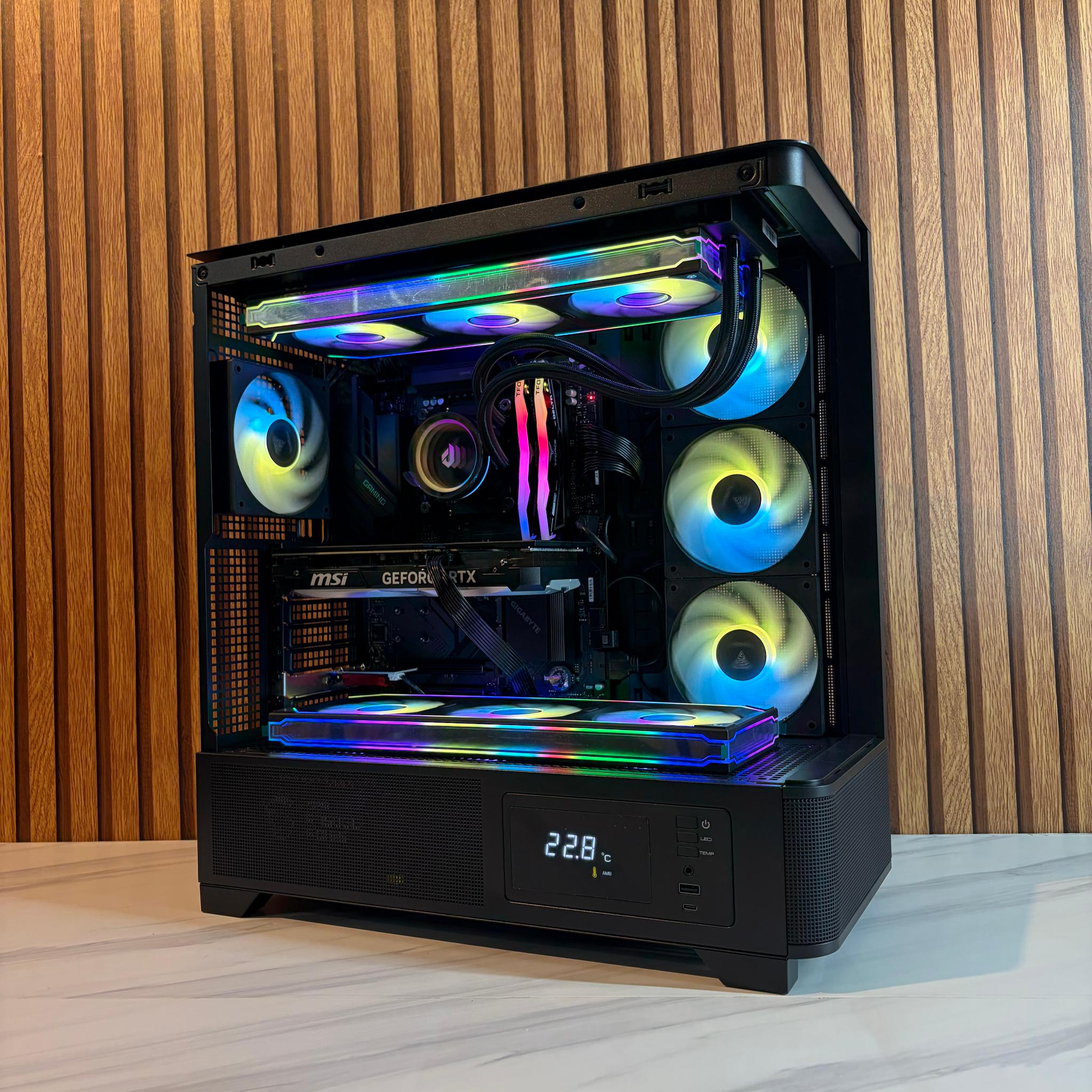 RTX 4070 | RYZEN 5 7600 | 16gb DDR5 | 1TB SSD| 360MM | 750W