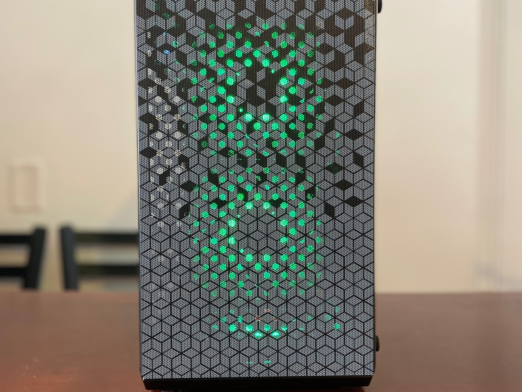 i5 8600 | RX 580 | 16gb | Liquid Cooled RGB gaming PC