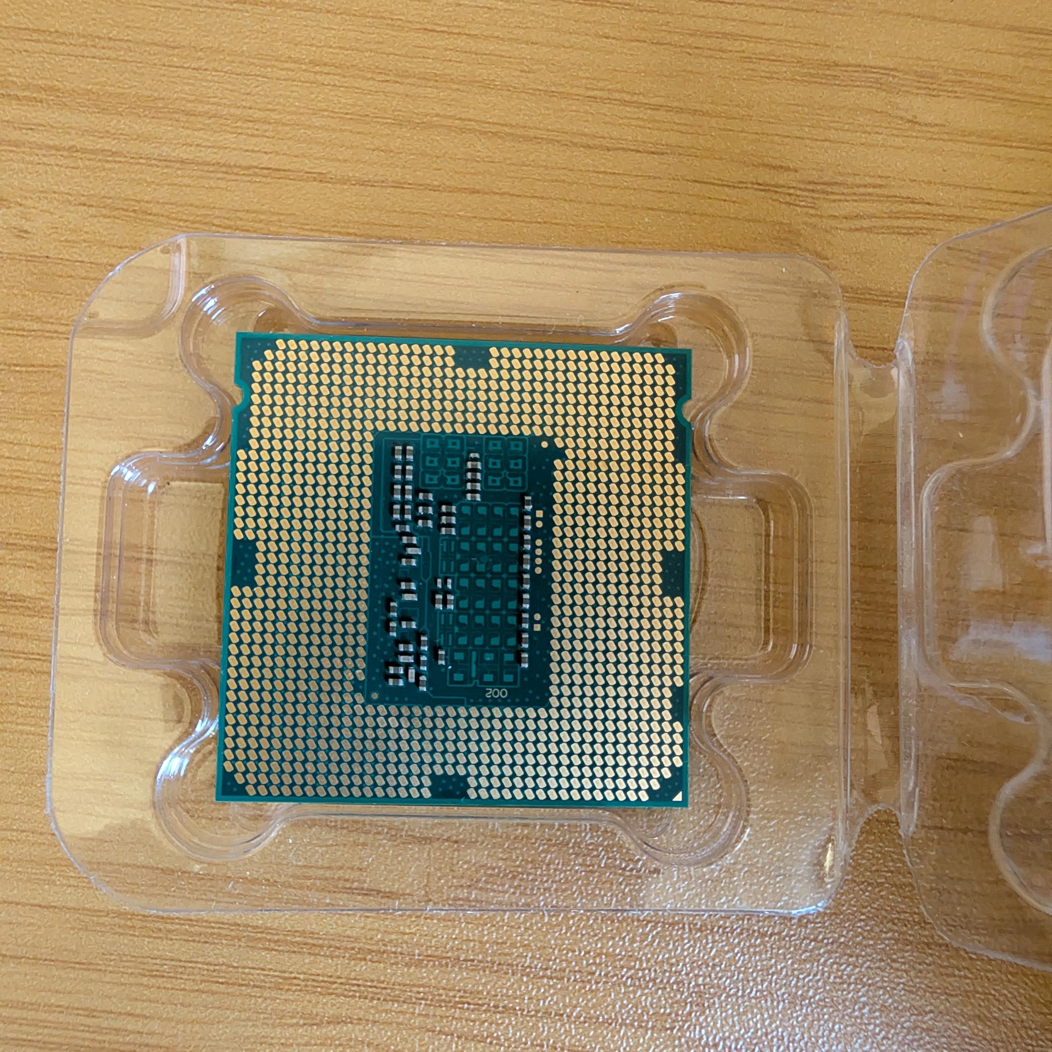 Intel Core i7-4770 Quad-Core 8-Thread LGA1150 CPU | Tested | HD 4600