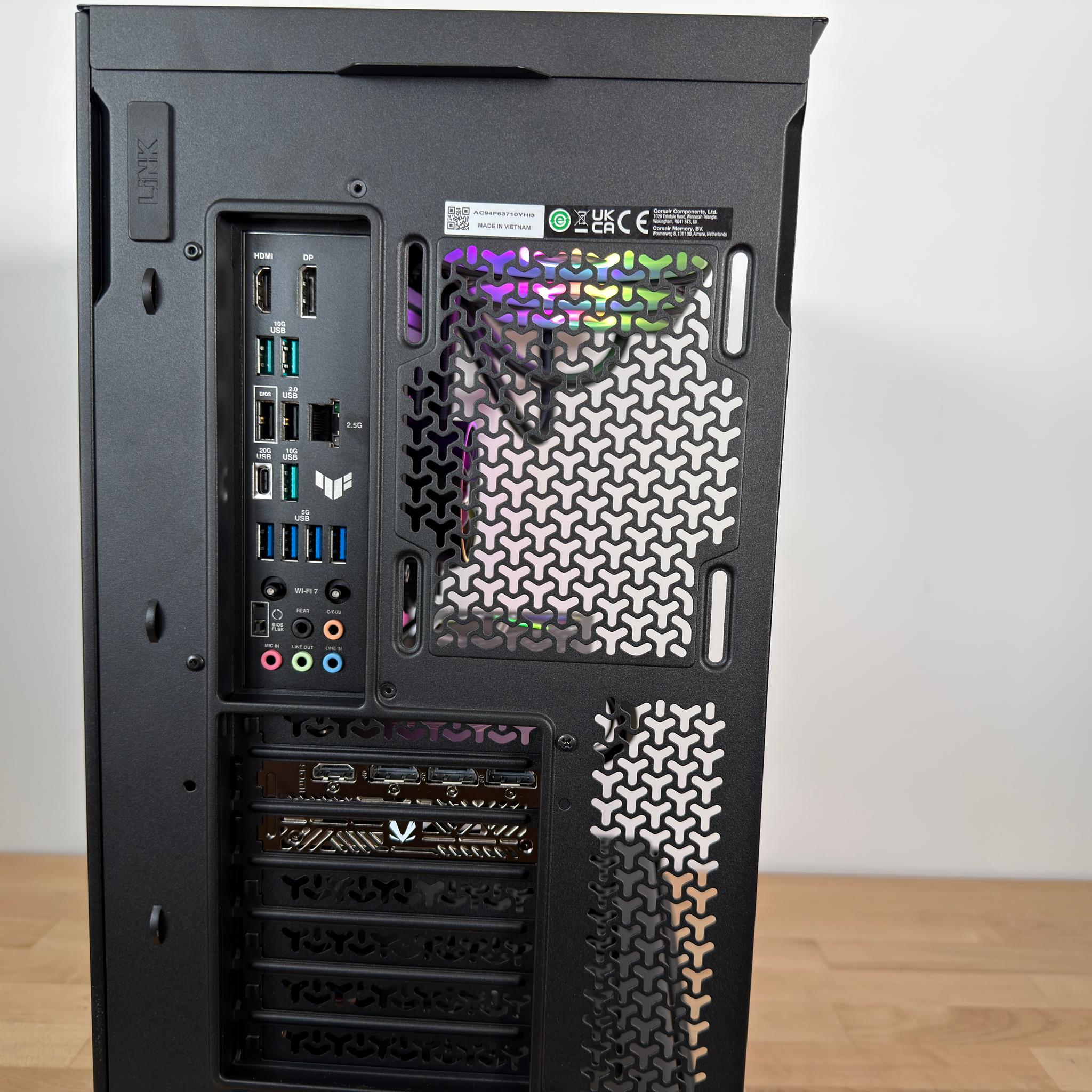 RTX 5070 Ryzen 7 7800x3d Gaming PC