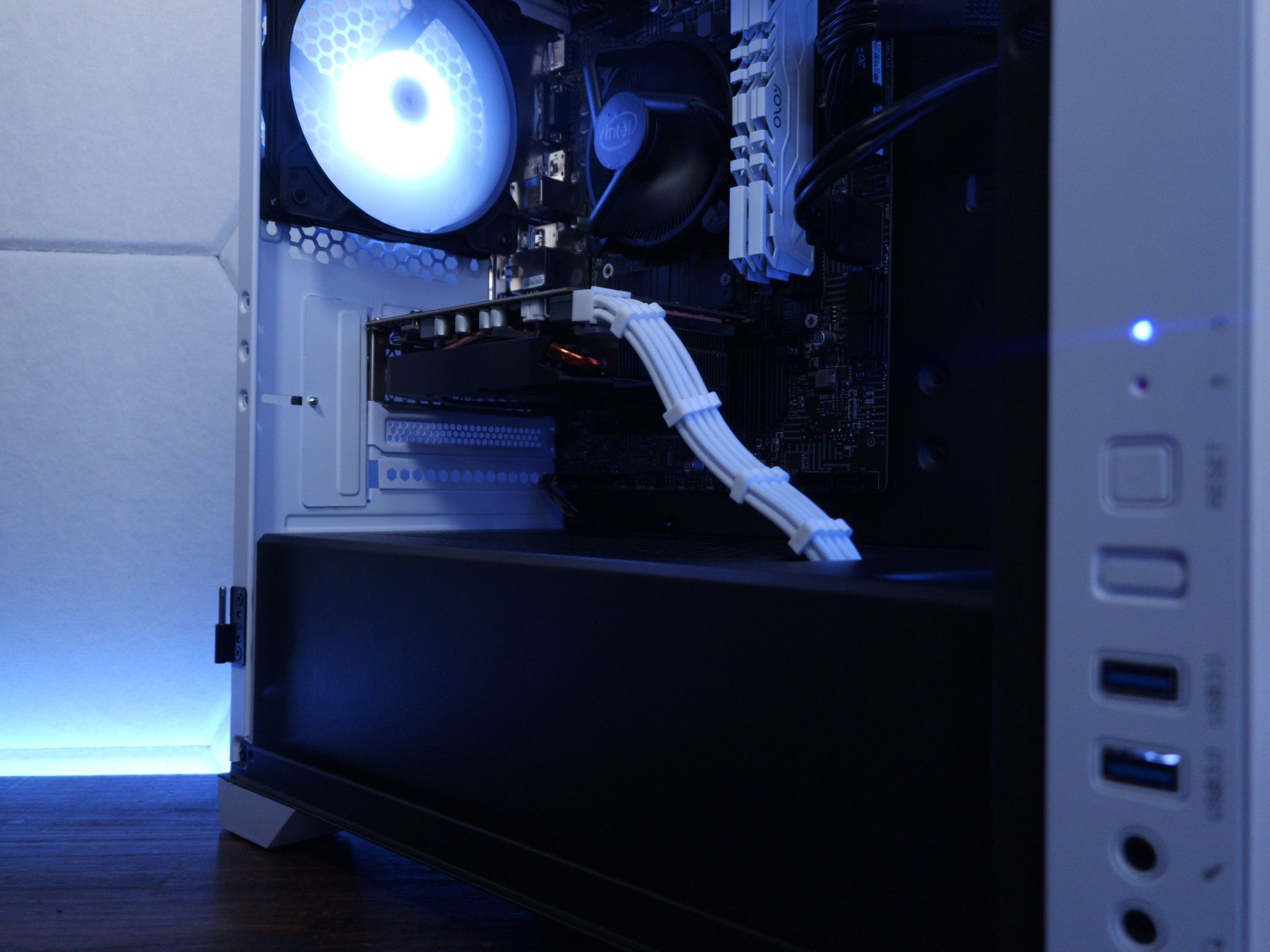 💙🤍GTX 1660 | i3 10100F | 16GB 3200MHz | 512GB NVMe