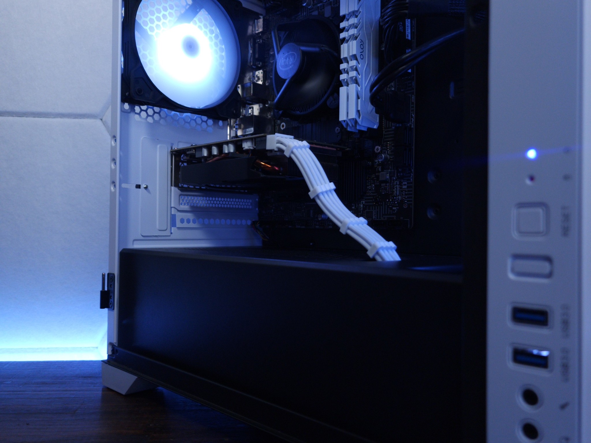 💙🤍GTX 1660 | i3 10100F | 16GB 3200MHz | 512GB NVMe