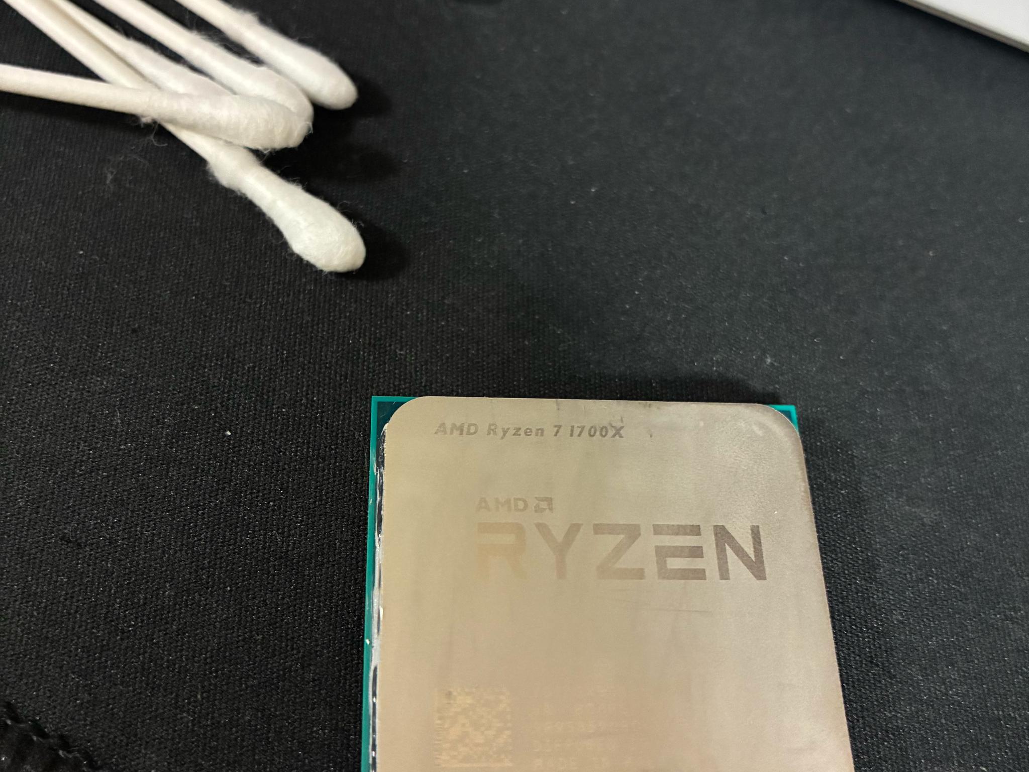 AMD Ryzen 7 1700X