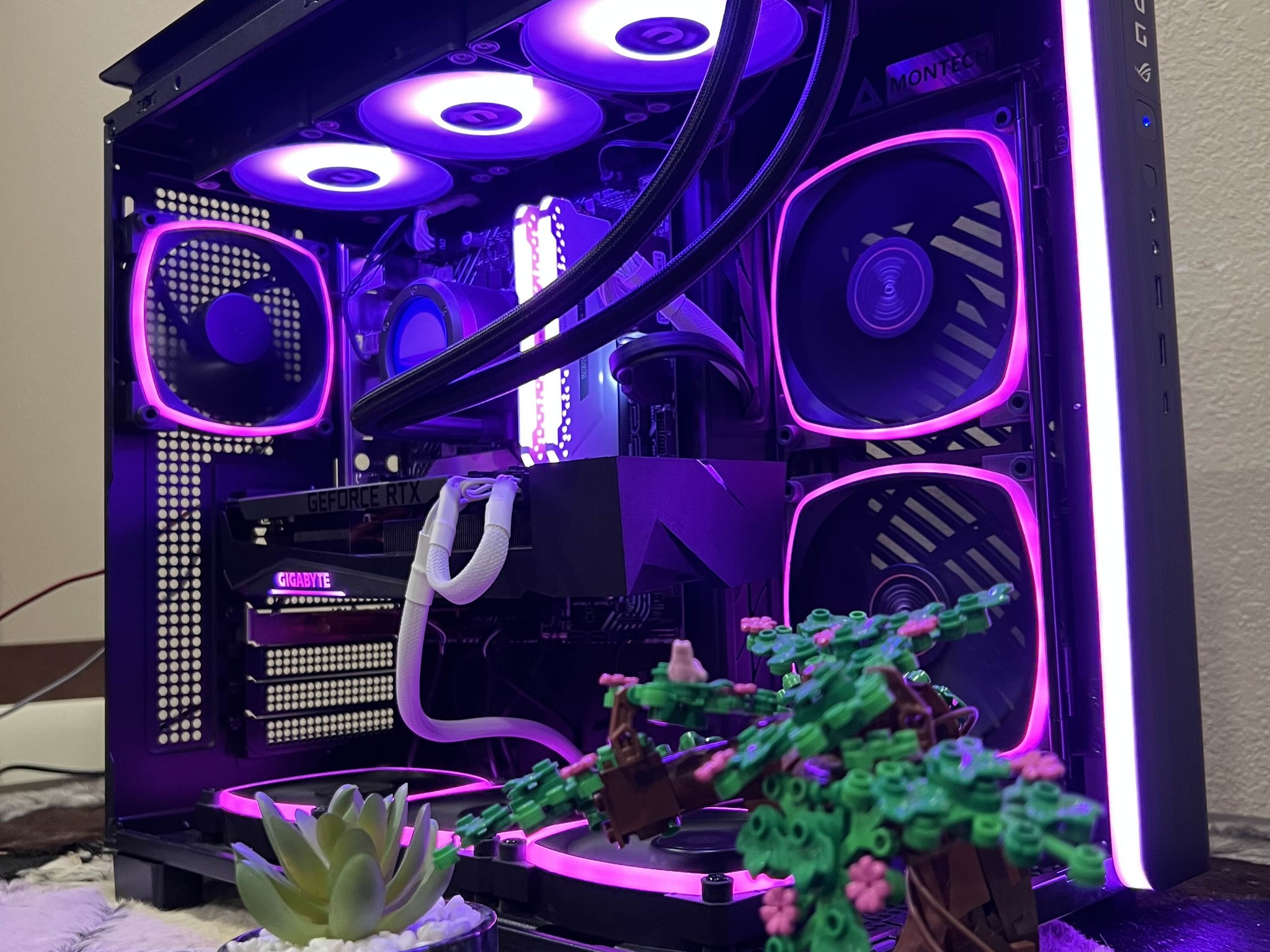 Gigabyte RTX 3070 Ti i7‑11700KF Gaming PC | Excellent Condition | 1TB NVMe | 850W | LCD AIO