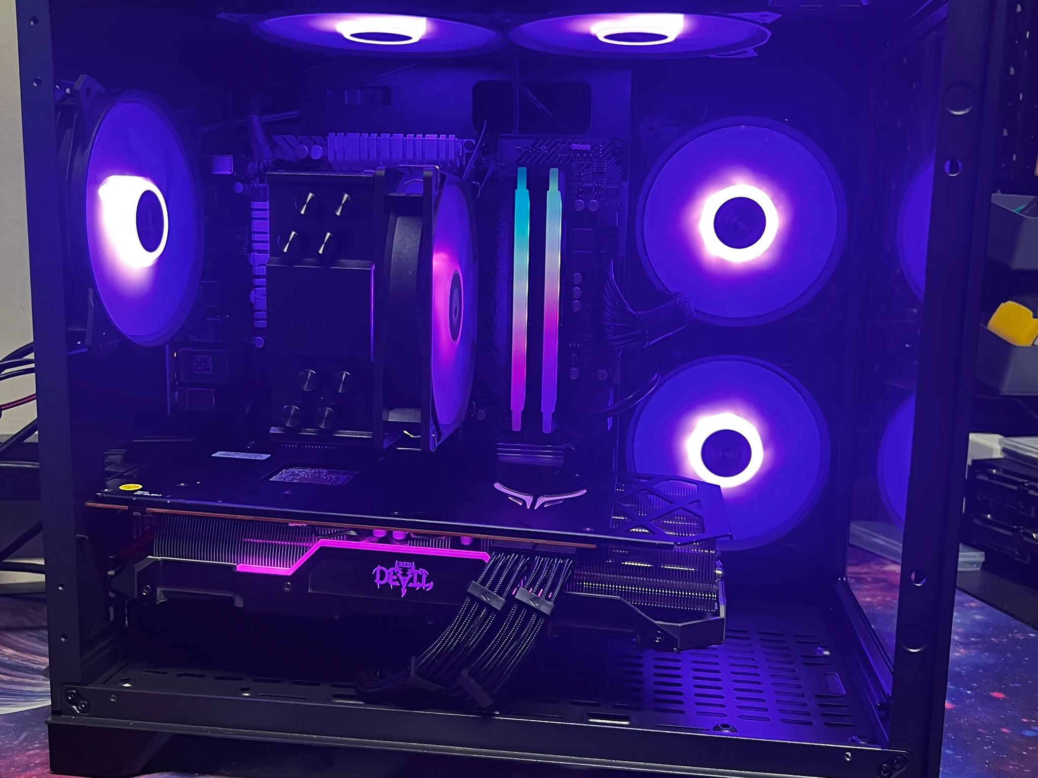 The Demon Shark || Ryzen 5 5500 + Red Devil RX 5700 XT w/ 16GB of DDR4 RAM