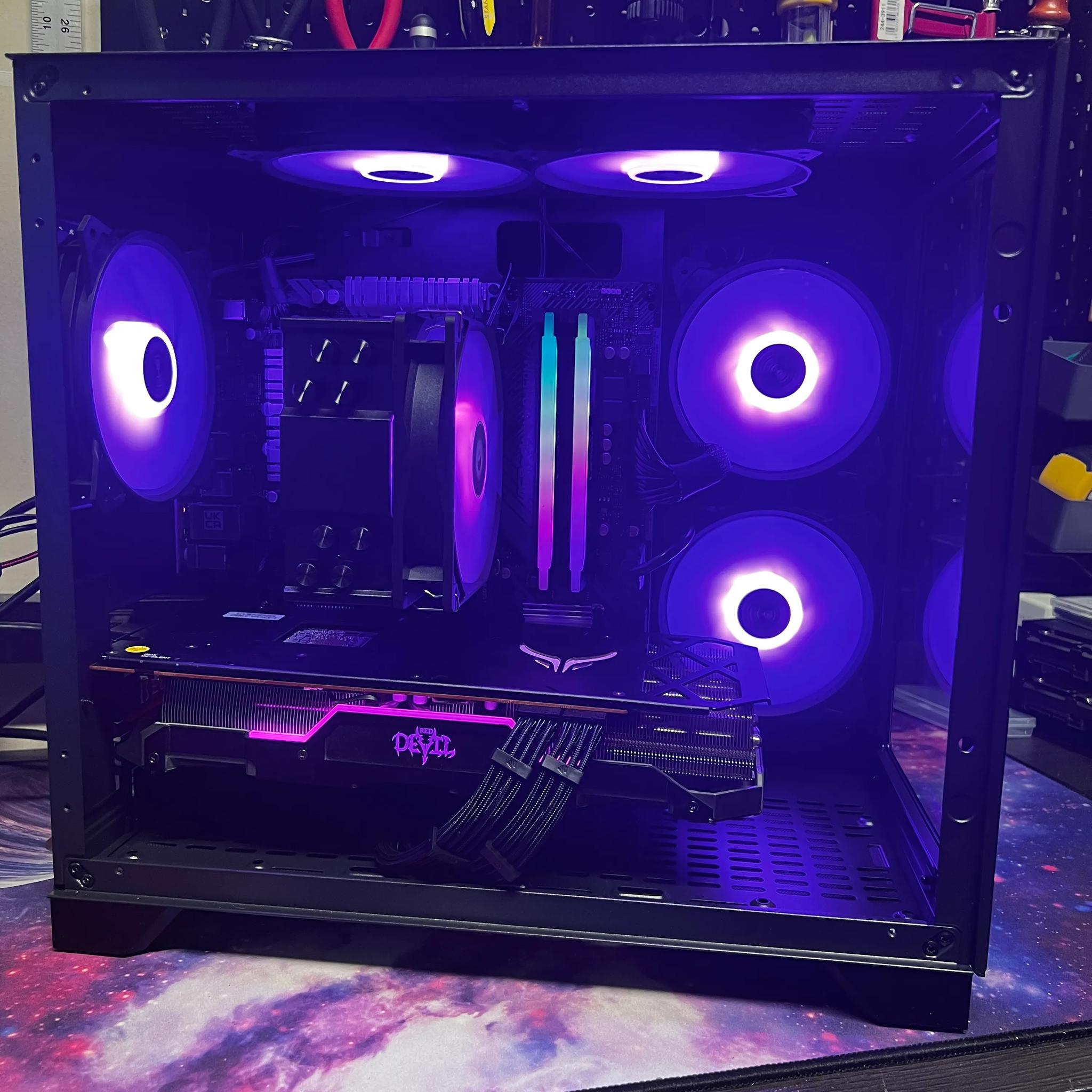 The Demon Shark || Ryzen 5 5500 + Red Devil RX 5700 XT w/ 16GB of DDR4 RAM