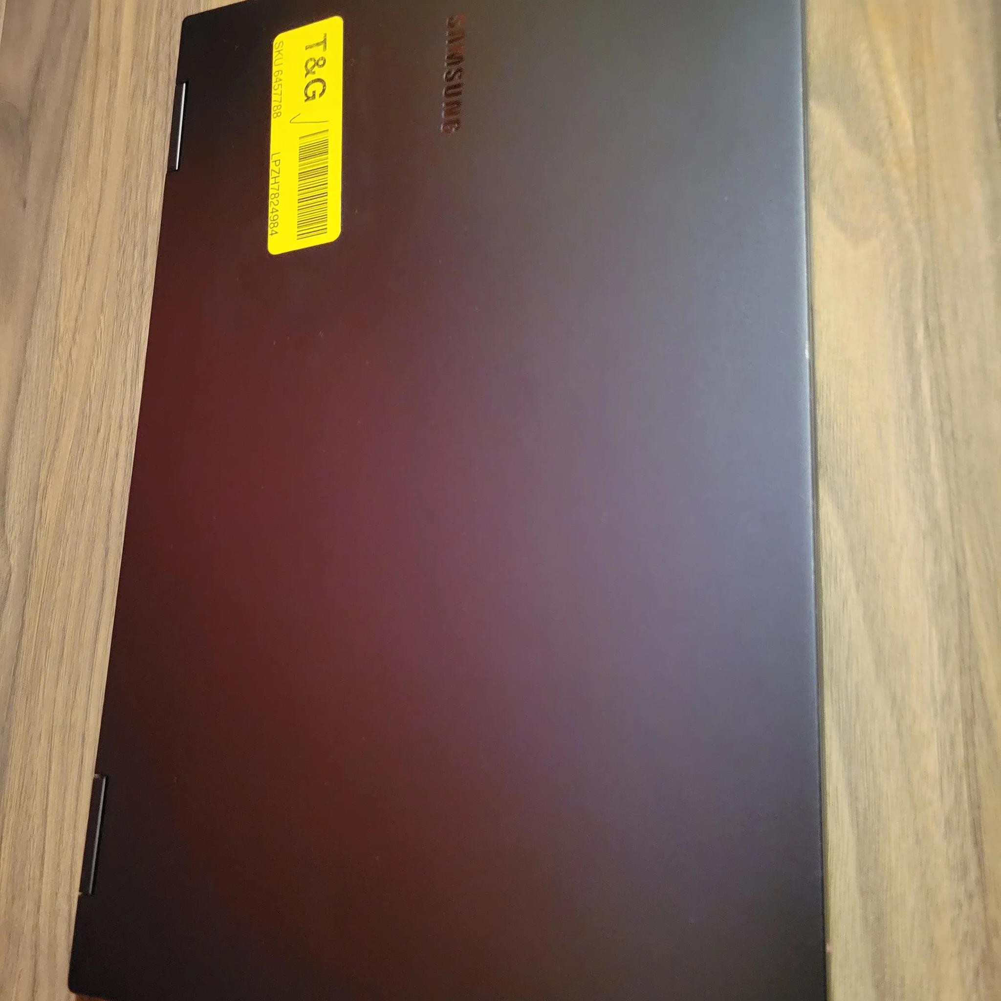 Samsung Galaxy Flex 2 Alpha Laptop - 13.3" Qled Touch Screen