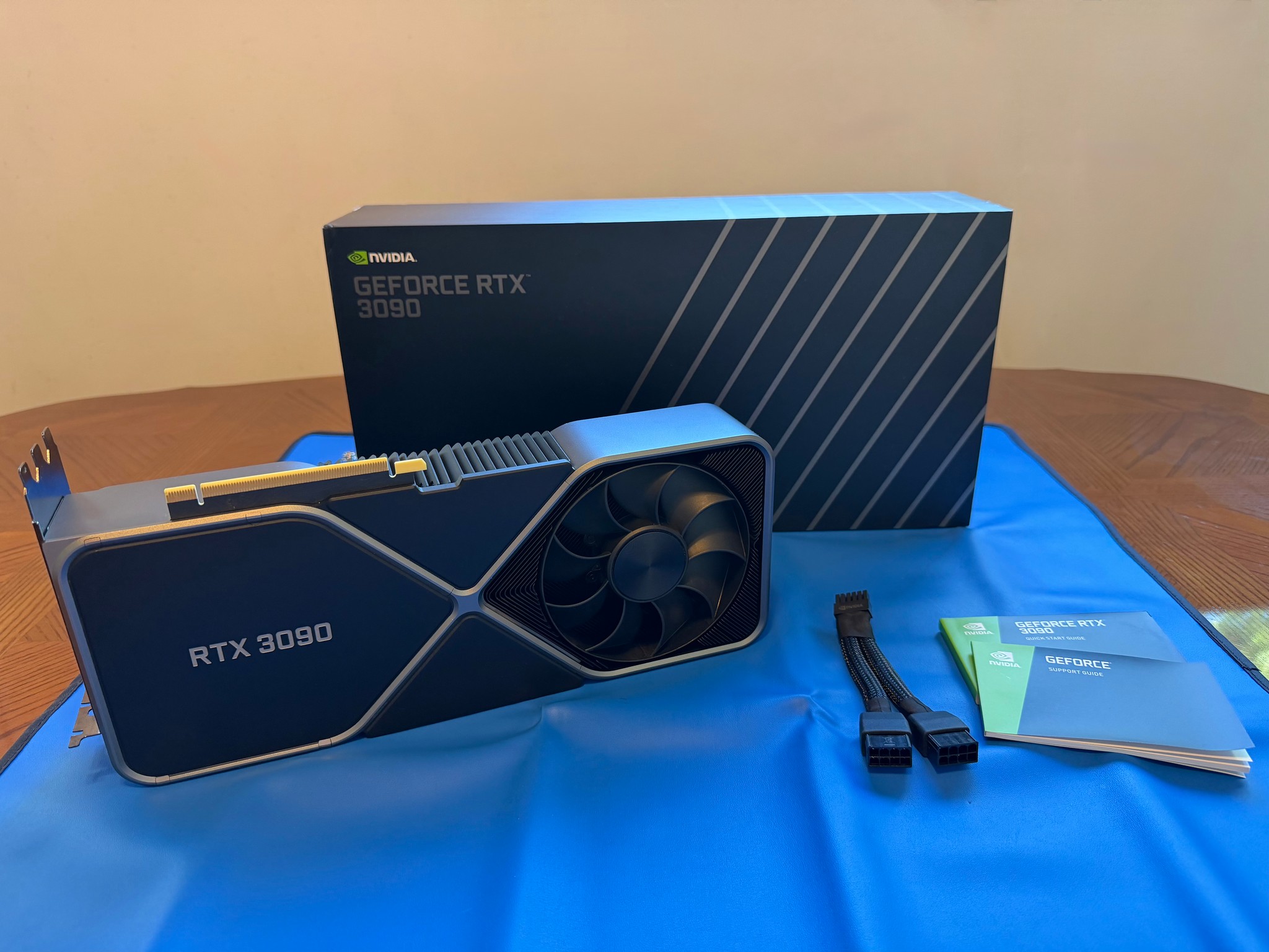 NVIDIA GeForce RTX 3090 Founders Edition – Excellent Condition – Original Owner