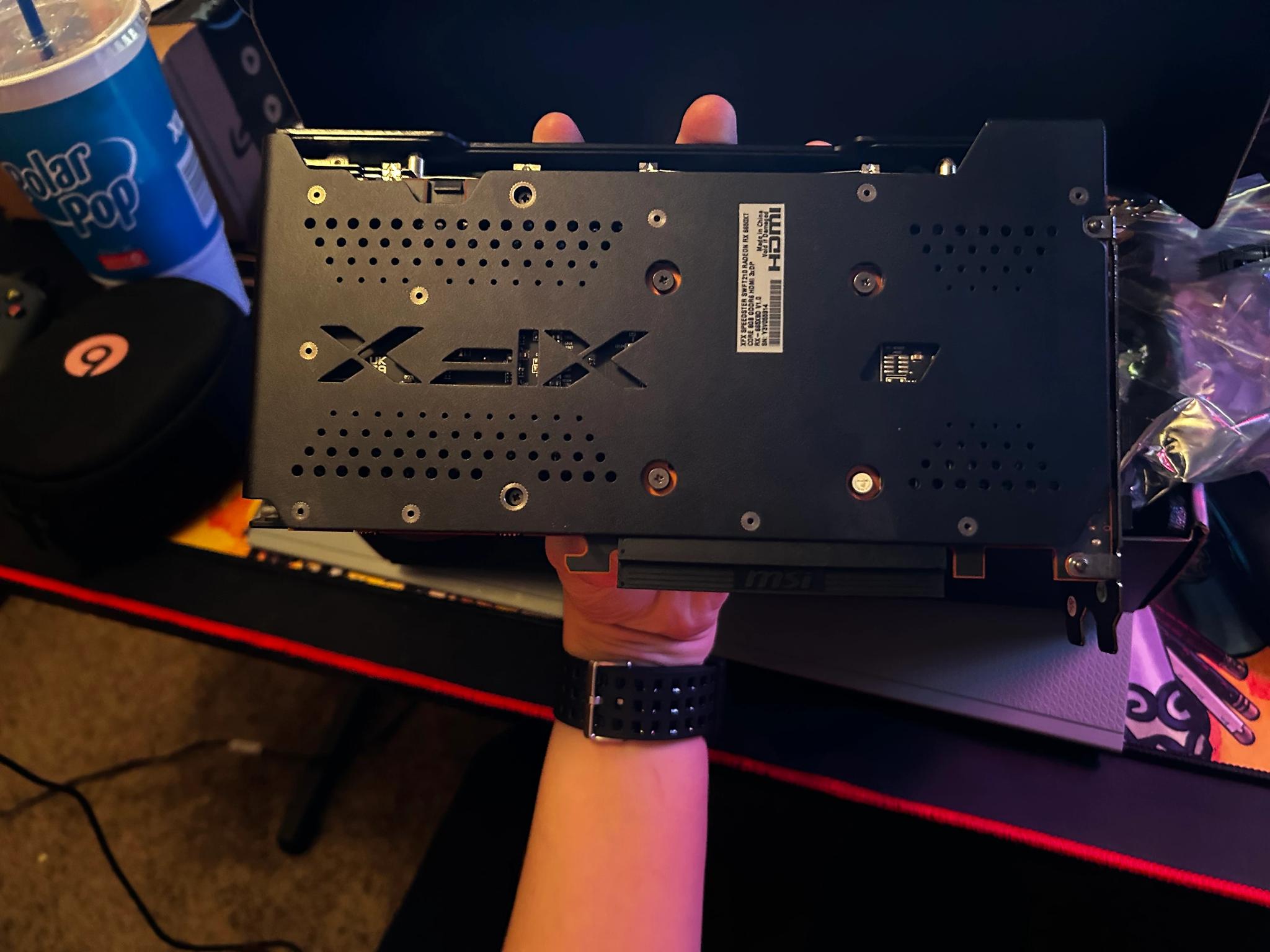 AMD RADEON RX 6650 XT