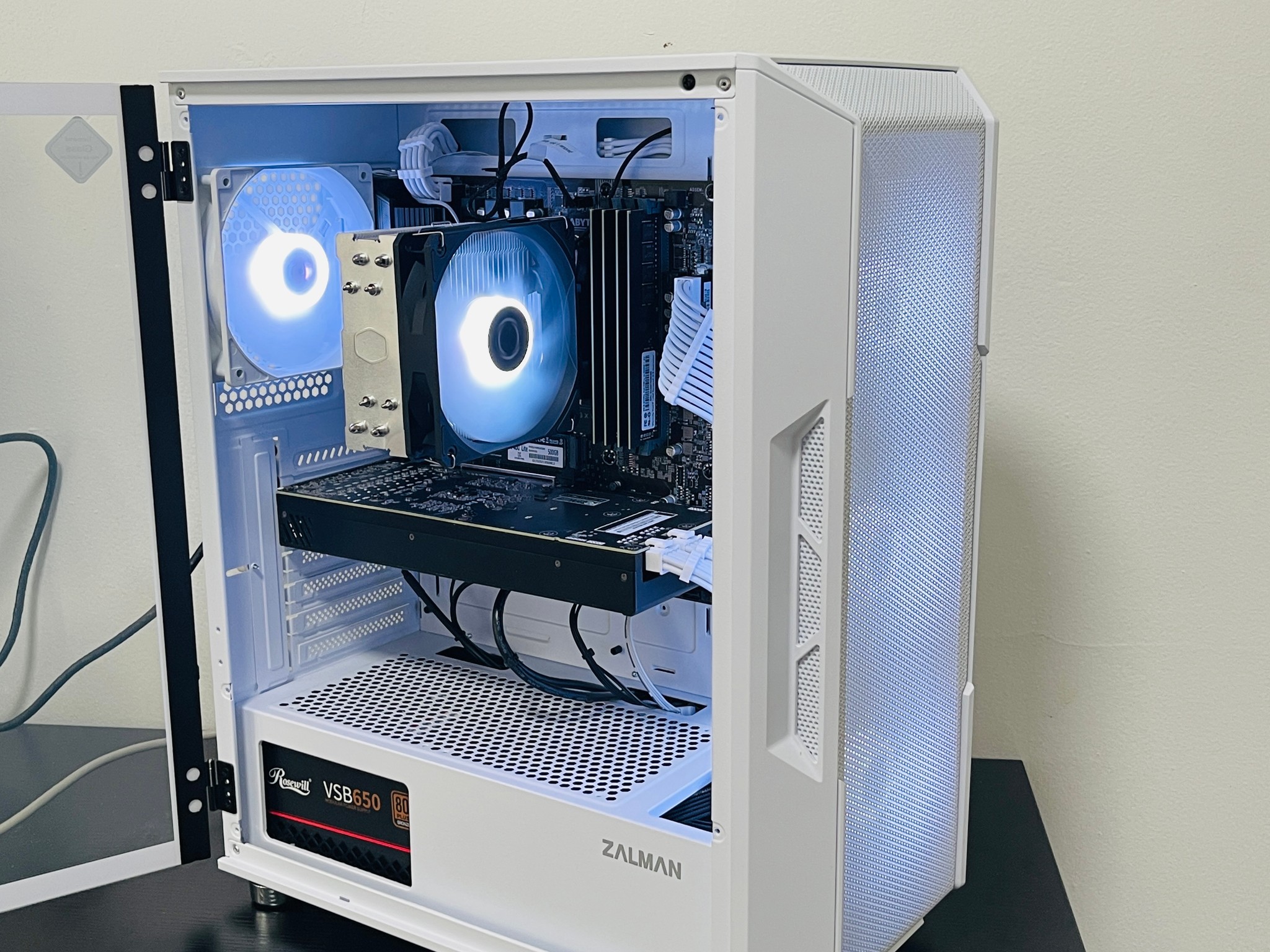 RTX 3070 8GB | Ryzen 5 5500 | 32GB DDR4 | 500GB NVME M2 SSD | Win11 Pro | WIFI + BT Custom Gaming PC