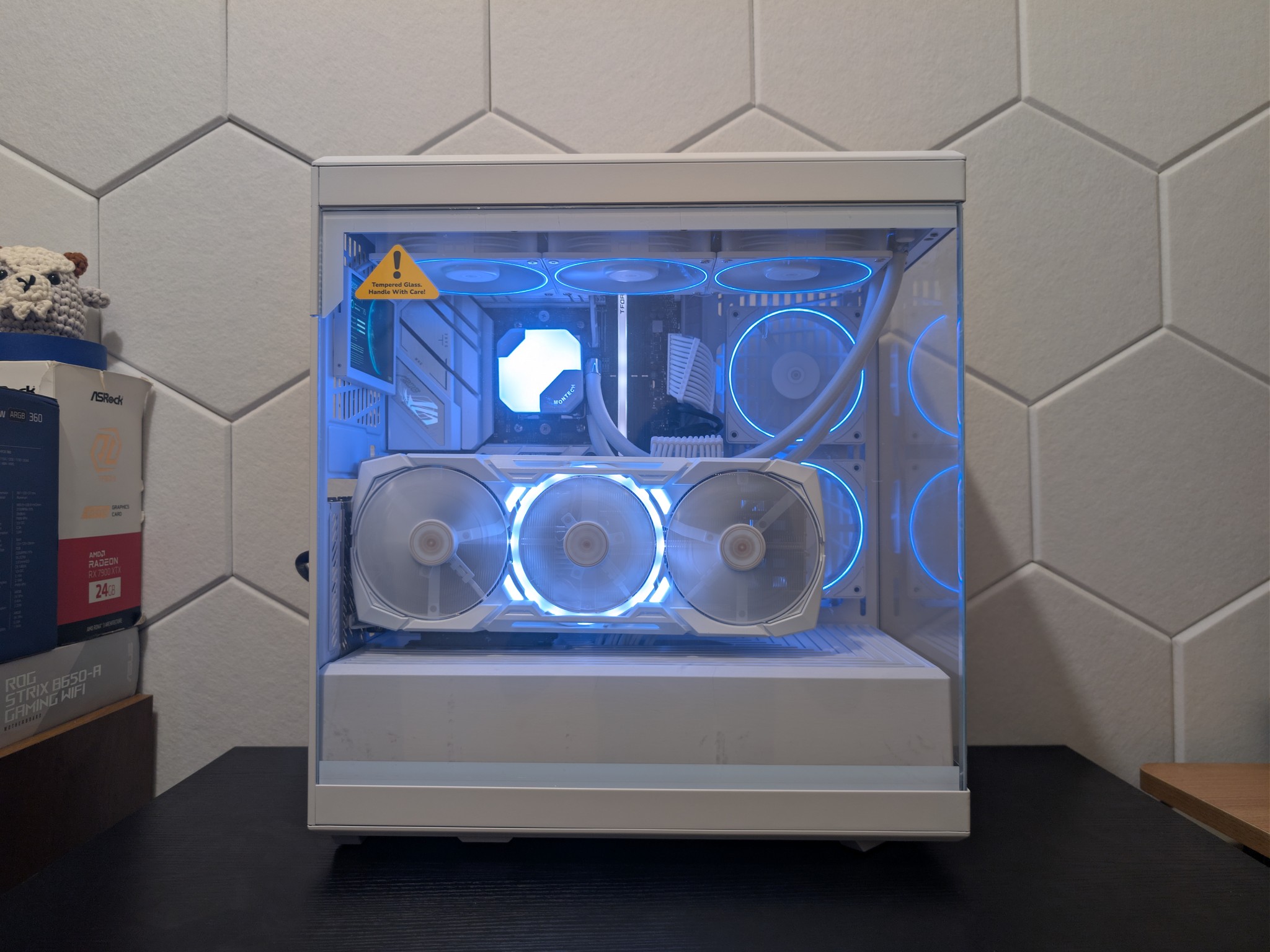 🦢🤍4K Gaming Beast | RX 7900XTX | Ryzen 9 7900X | 2TB SSD | 32GB RAM | WiFi 6 & Bluetooth🤍🦢