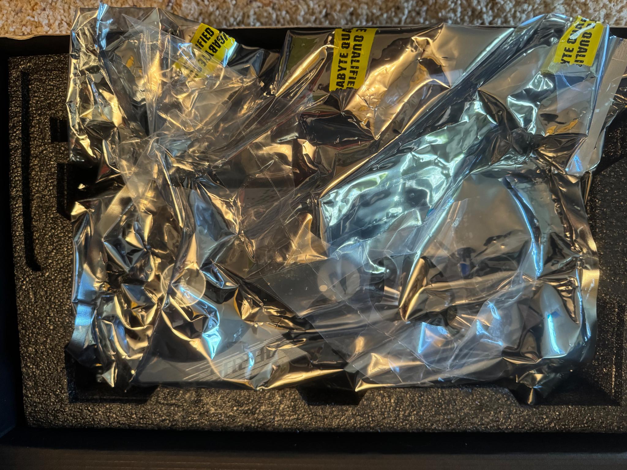 **For Sale** GeForce Rtx 4090 Gigabyte Aorus Master