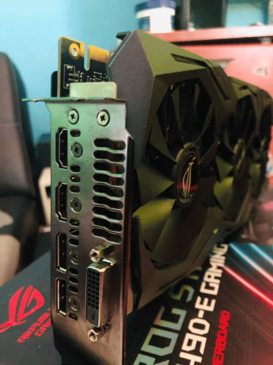 ASUS ROG STRIX GTX 1070 8GB GPU