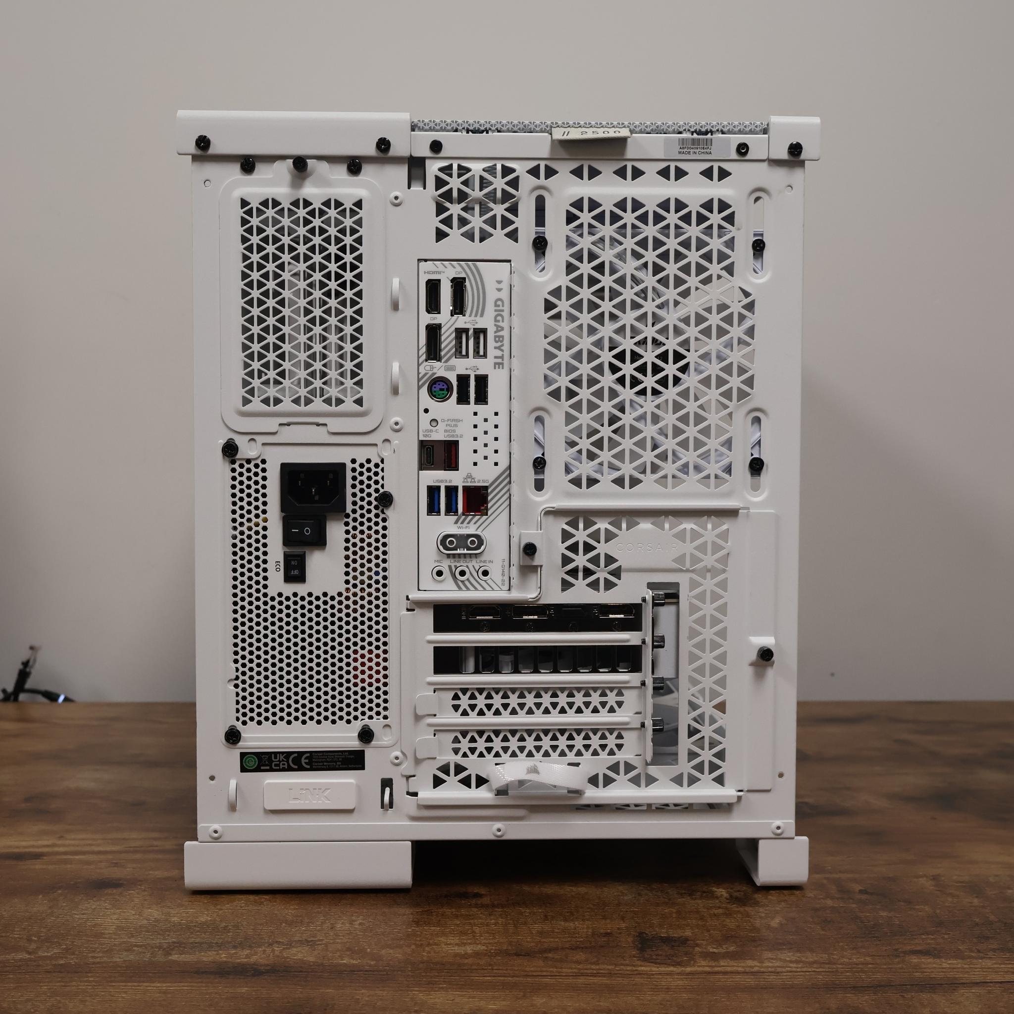 RTX 5070 Ti Gaming PC – Ryzen 7 7800X3D | 32GB DDR5 | 2TB M.2 | 1440p / 4K Gaming