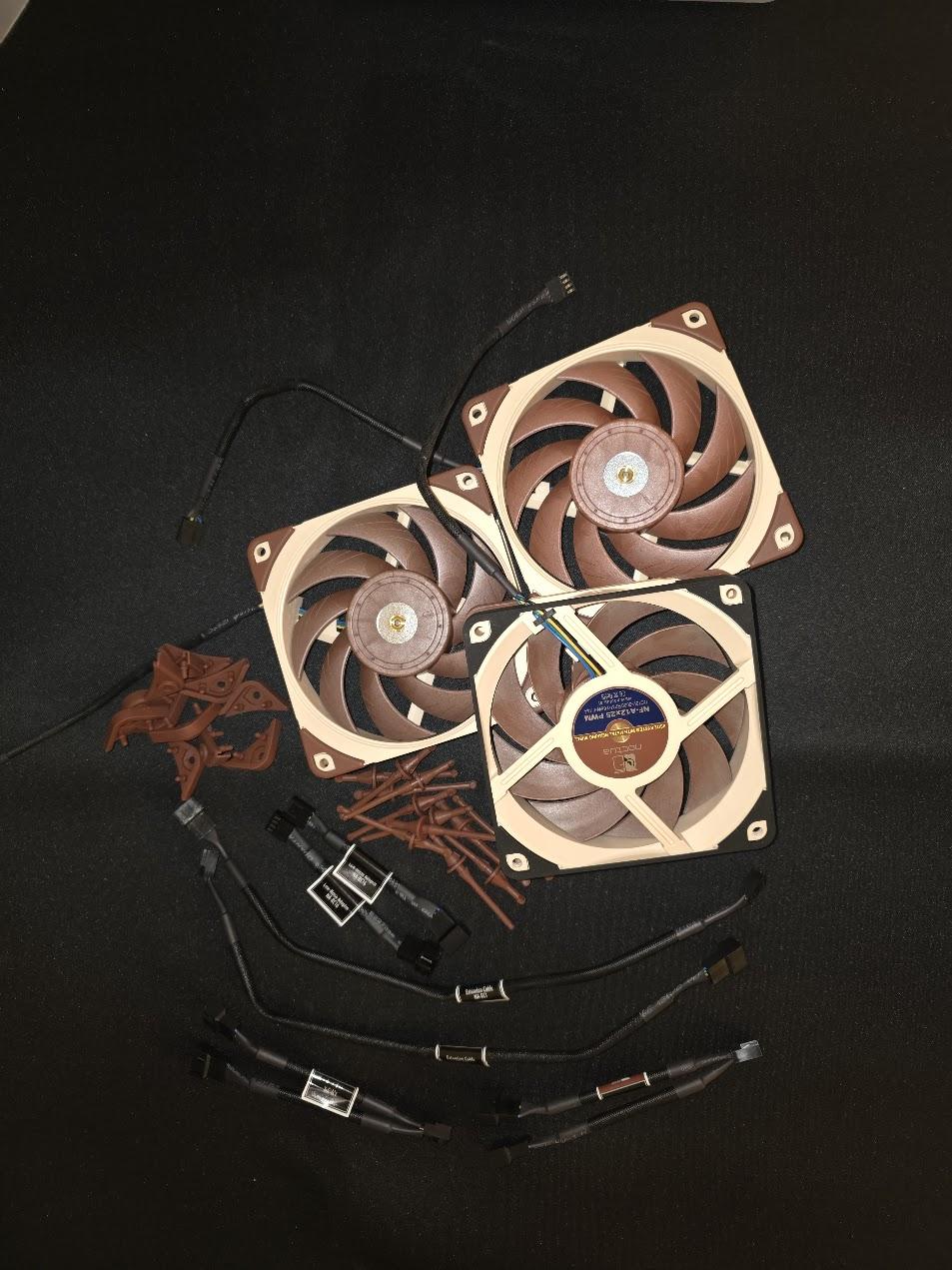 3X Noctua NF-A12x25 PWM, Premium Quiet Fan, 4-Pin (120mm, Brown)