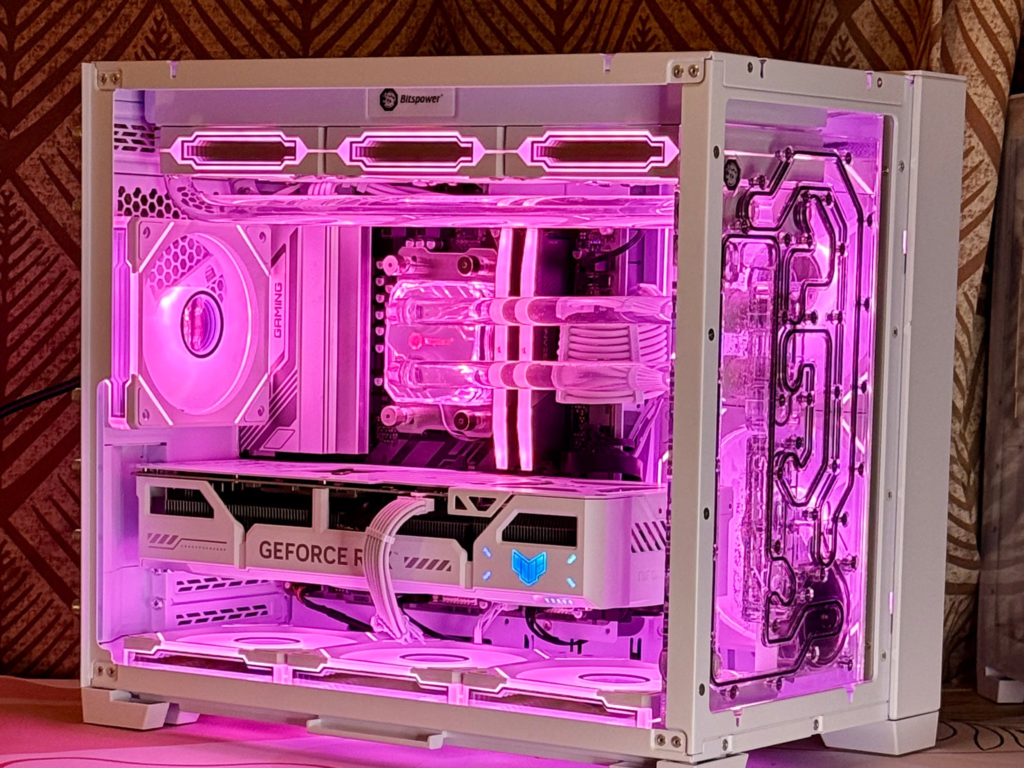 Ryzen 5 9600X + RTX 5070 Ti | Frost Byte | Custom Loop Gaming PC