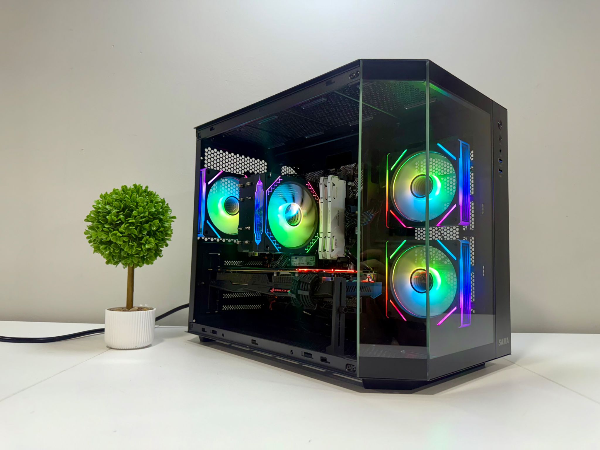 GTX 1080 | Ryzen 5 3600 | 32GB DDR4 | 1 TB M.2 | 650W Gold PSU | ARGB Fans | Windows 11