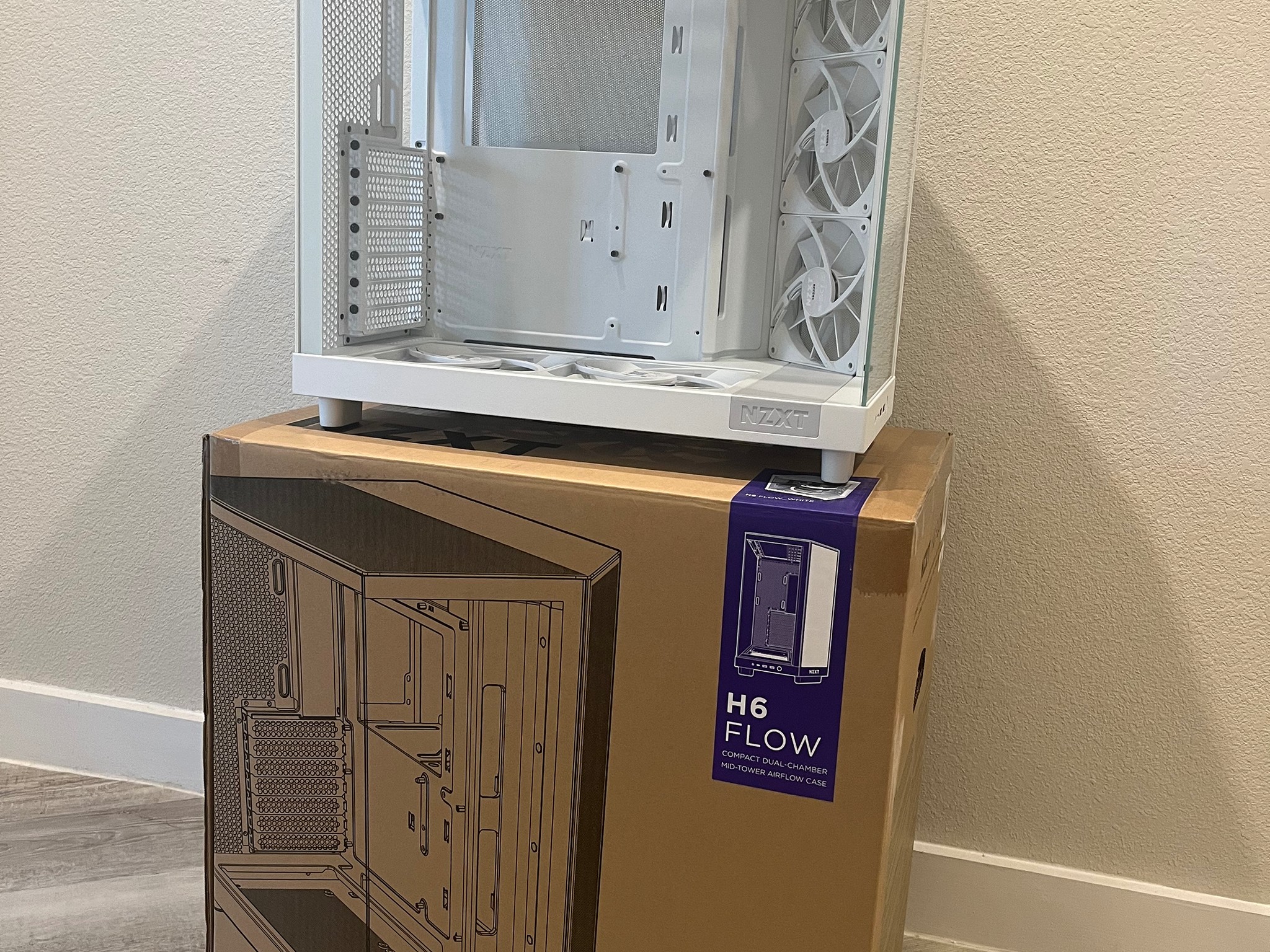 NZXT H6 FLOW MID TOWER AIRFLOW CASE WITH 5 FANS - GREAT CONDITION