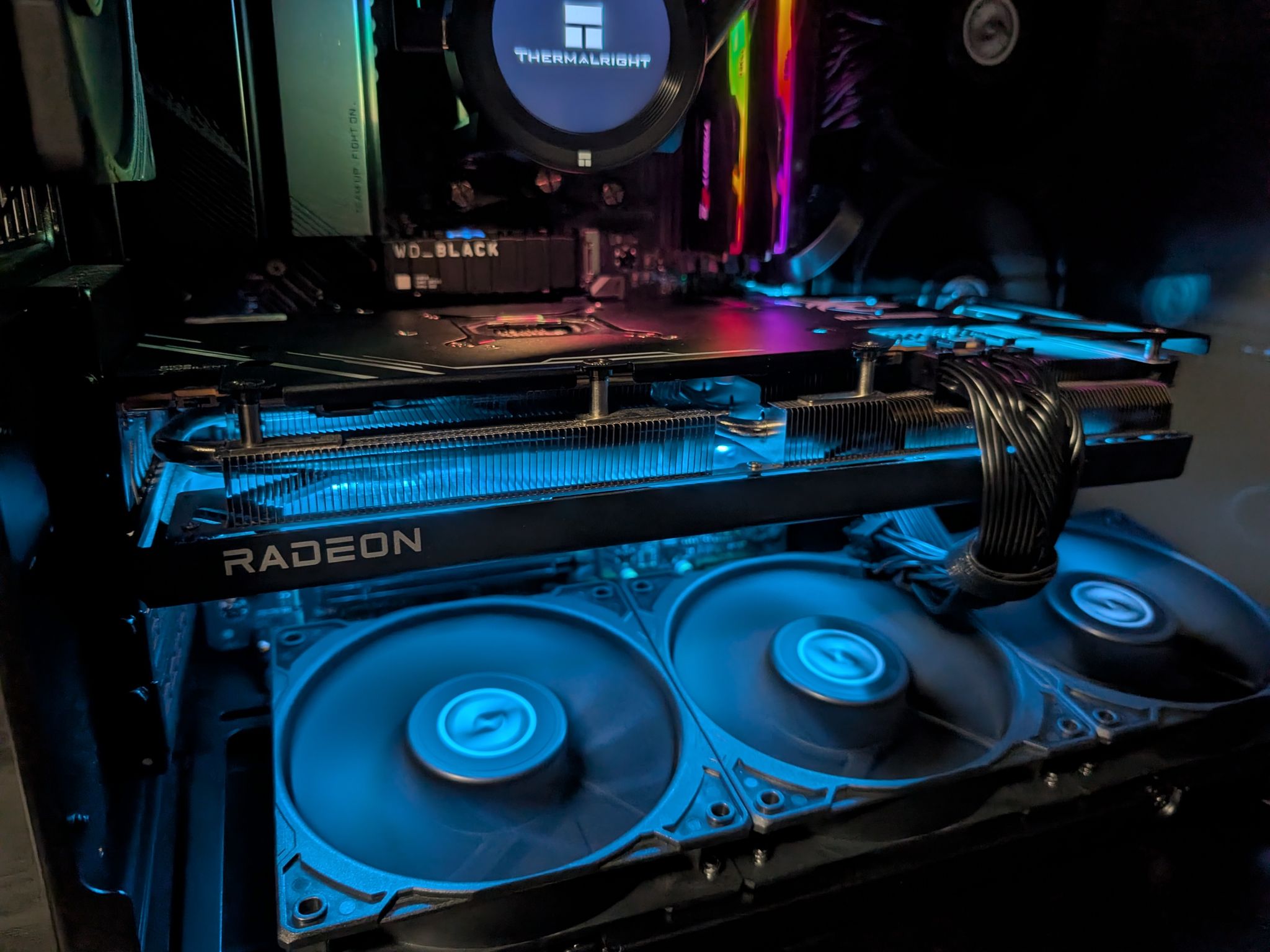 PowerColor Hellhound OC Radeon RX 7800 XT
