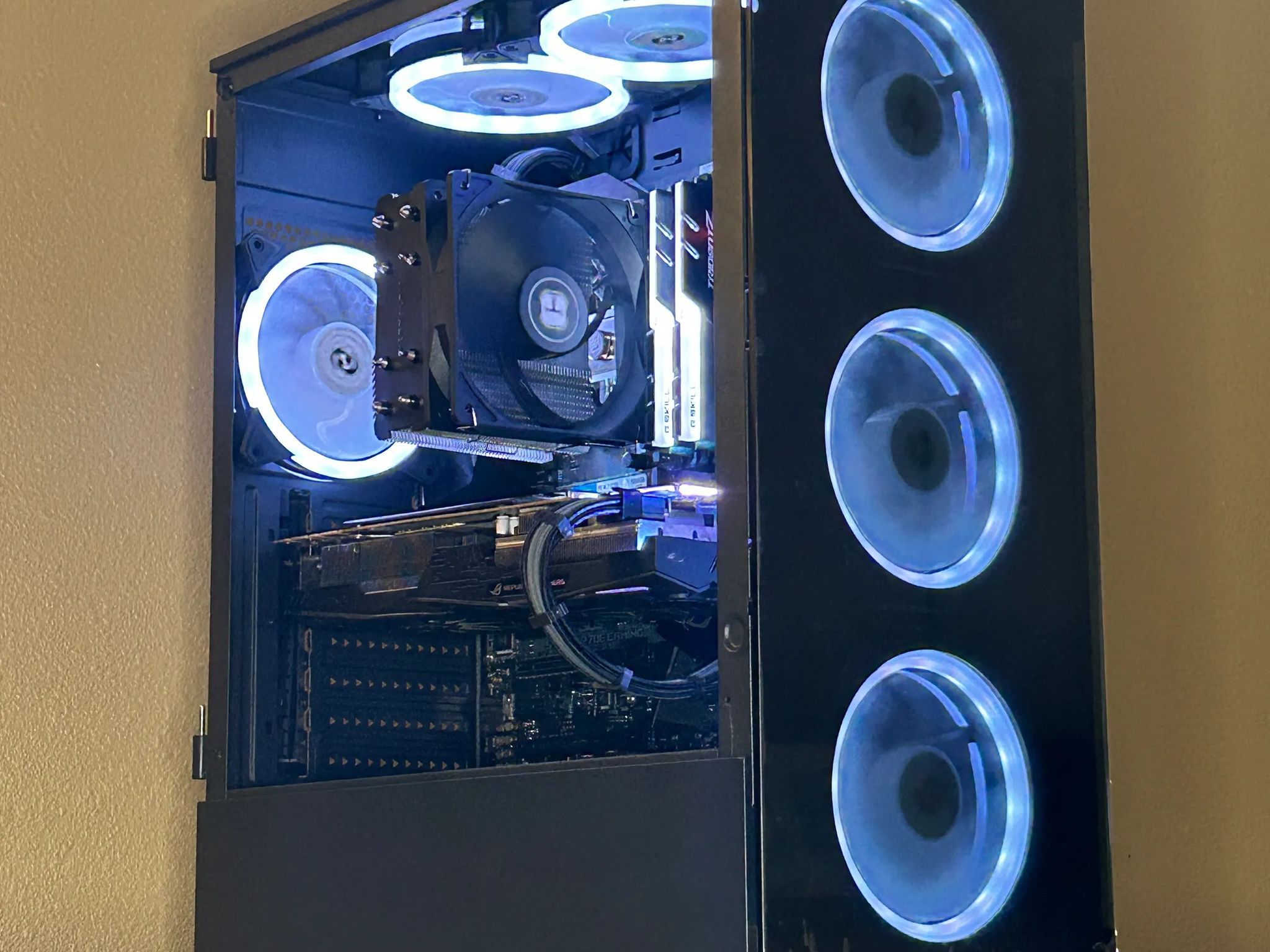 GAMING PC | GTX 1070TI | I7-7700K
