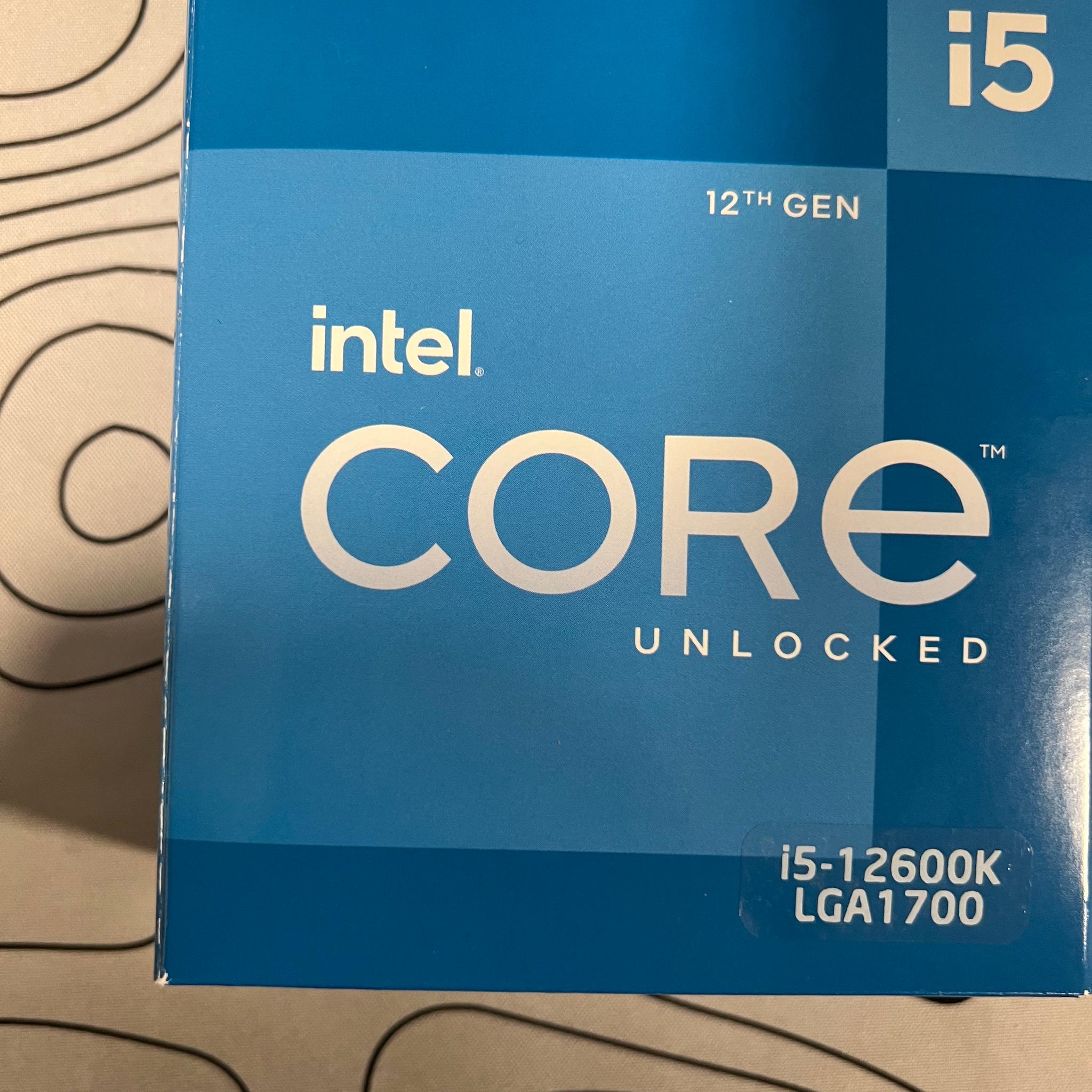 Intel Core i5-12600K Alder Lake 3.7GHz Ten-Core LGA 1700