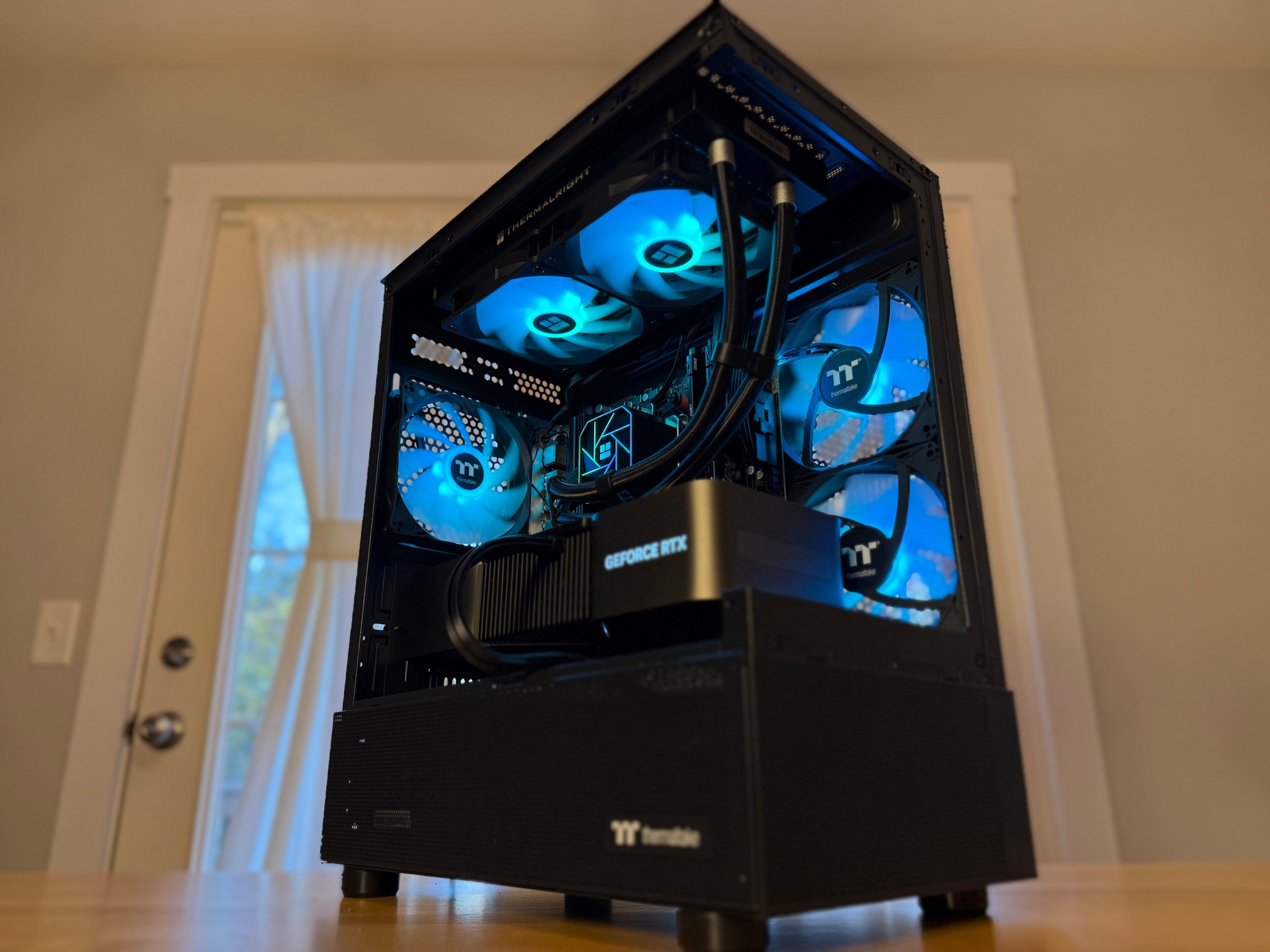 ✨☄️| RTX 4090 24gb, 9800x3d, 32gb DDR5, 2tb SSD, ARGB, WiFi Equipped Gaming PC