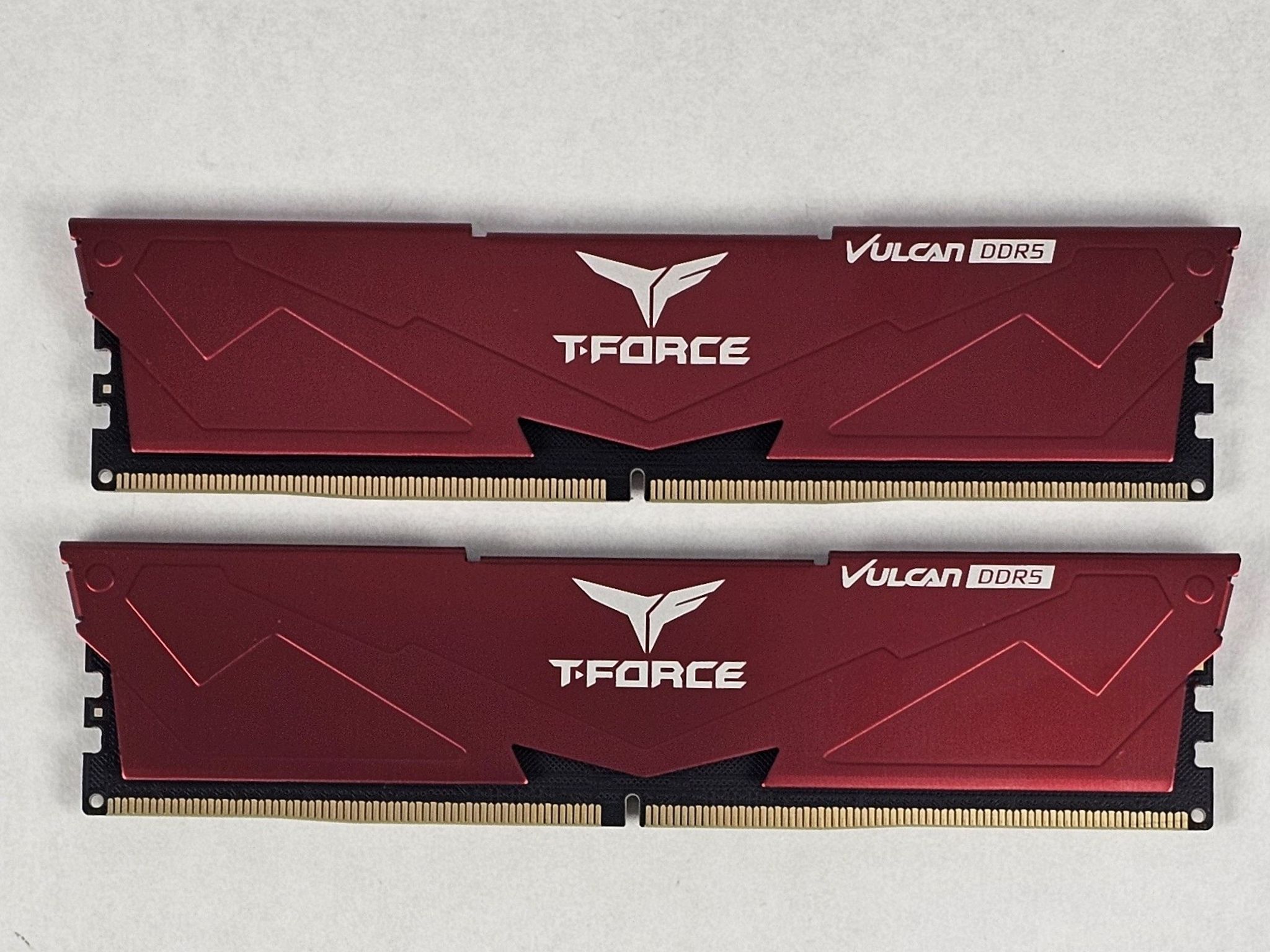 32GB DDR5 (2x16GB) CL38 6000MT/s TEAMGROUP T-Force Vulcan