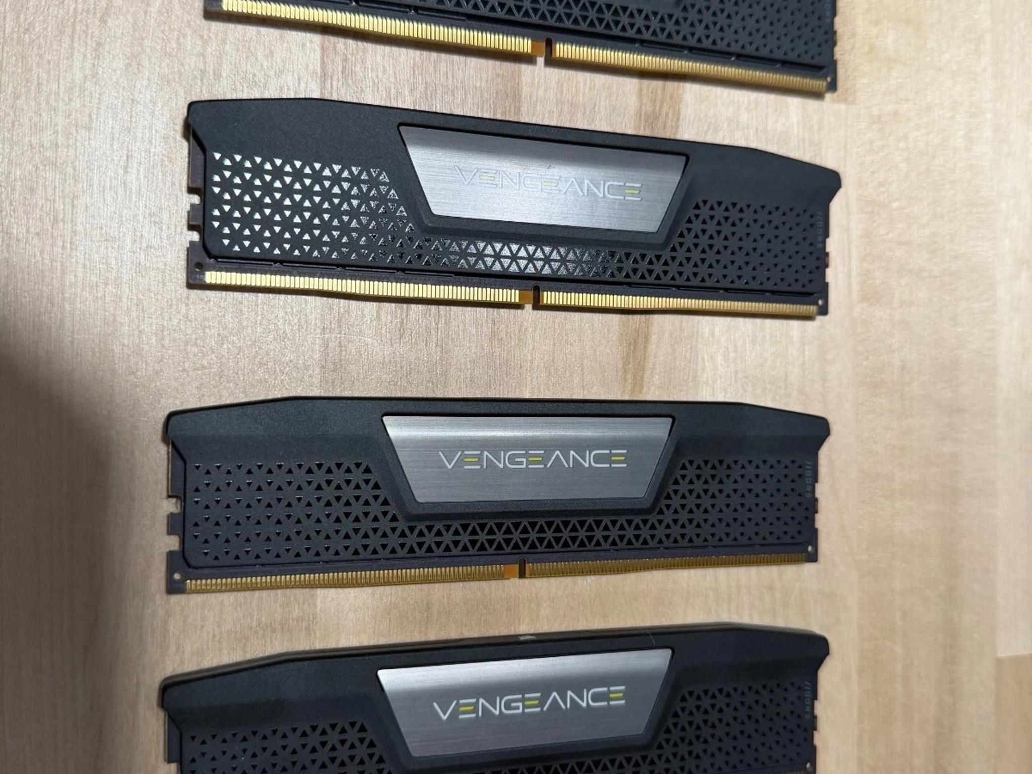 Corsair Vengeance 192 GB DDR5-5200