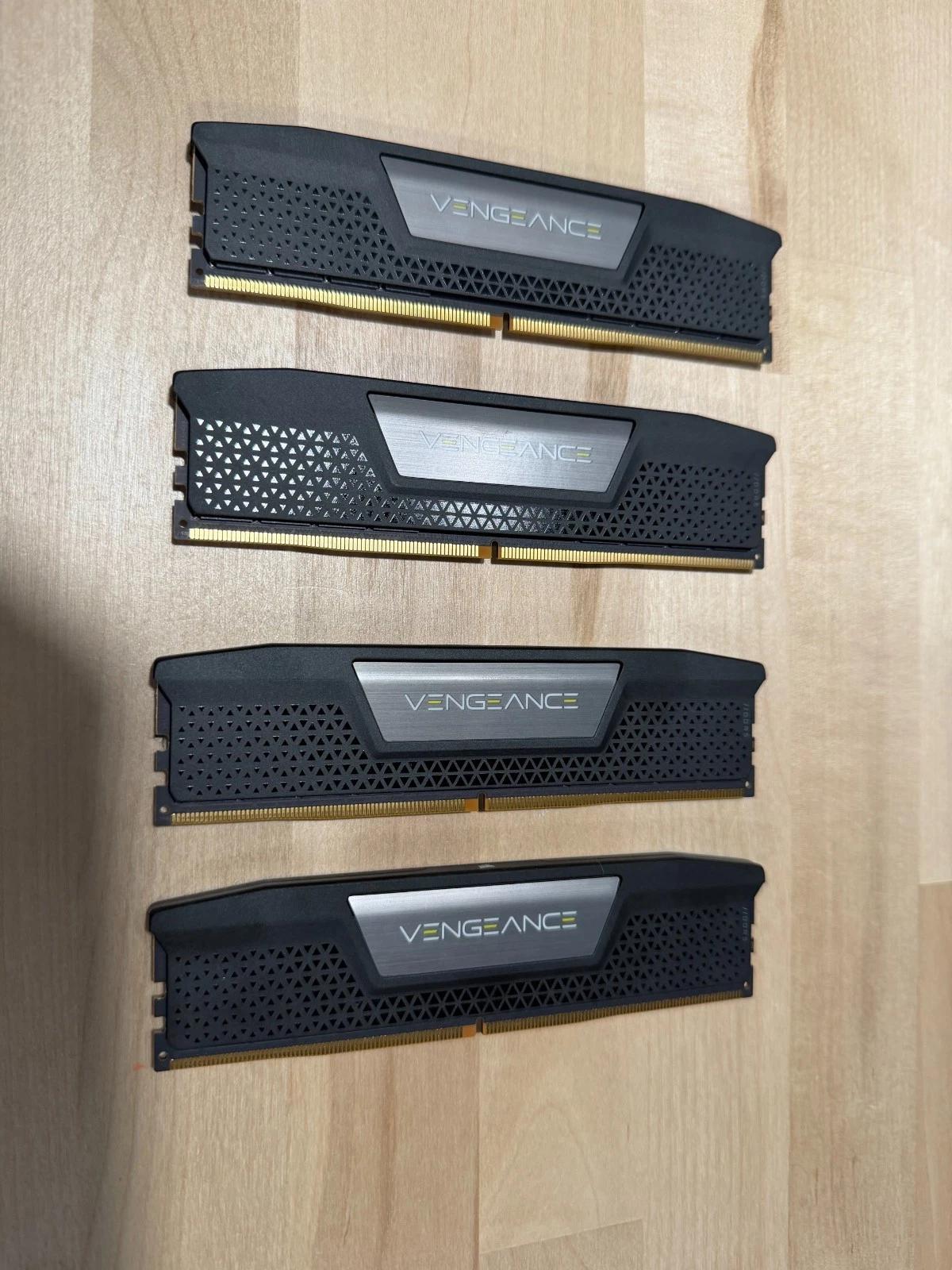 Corsair Vengeance 192 GB DDR5-5200