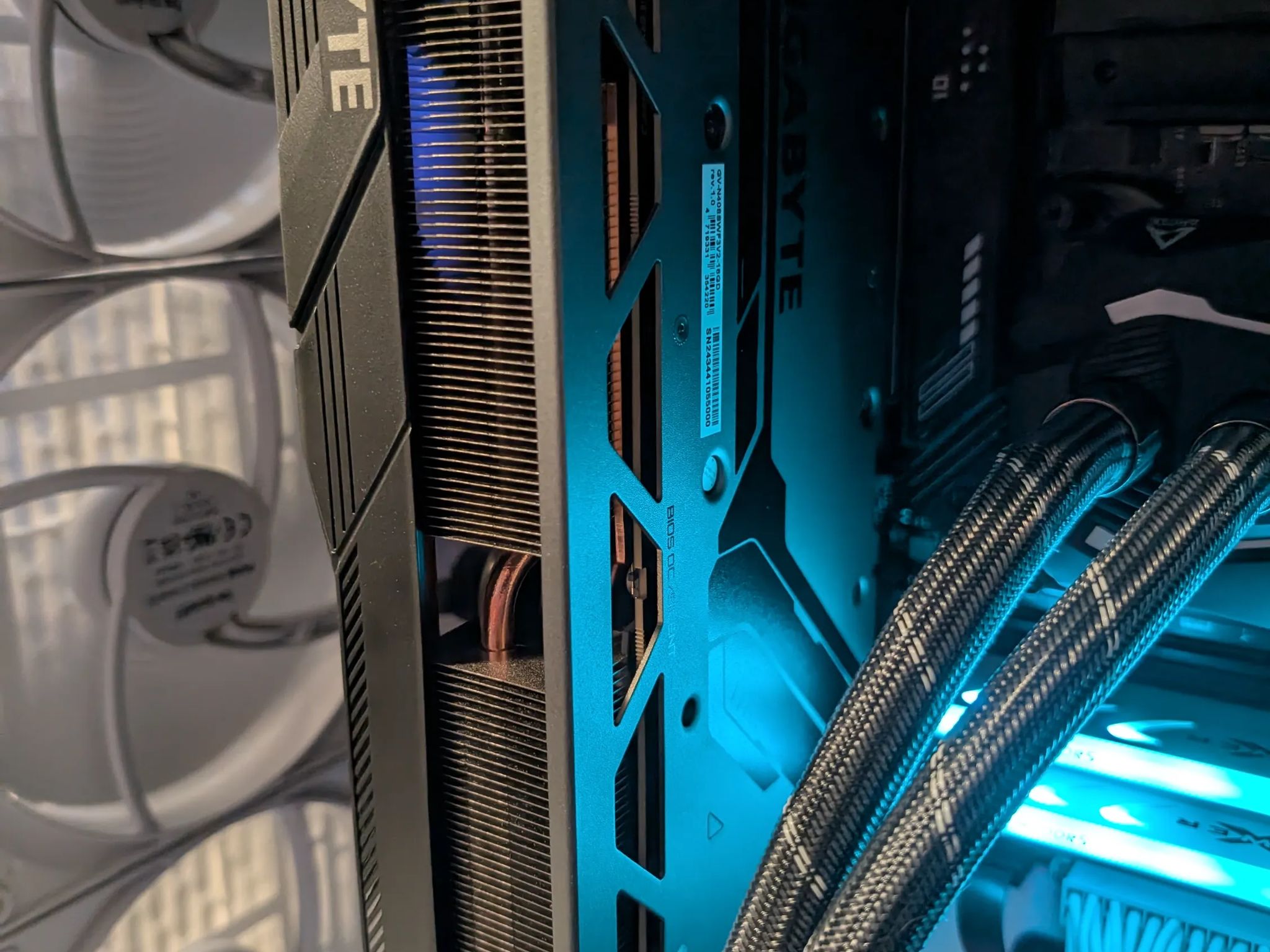 Gigabyte RTX 4080 Super WINDFORCE V2
