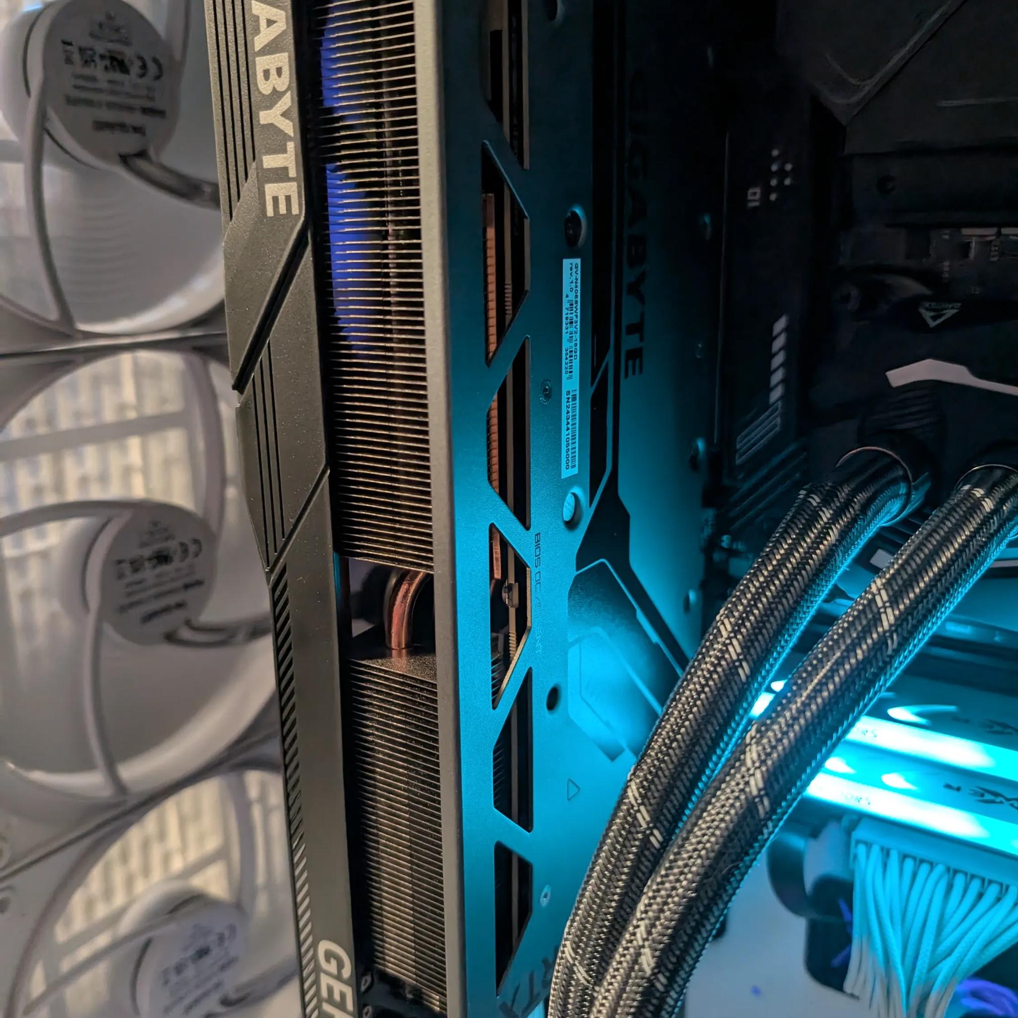 Gigabyte RTX 4080 Super WINDFORCE V2
