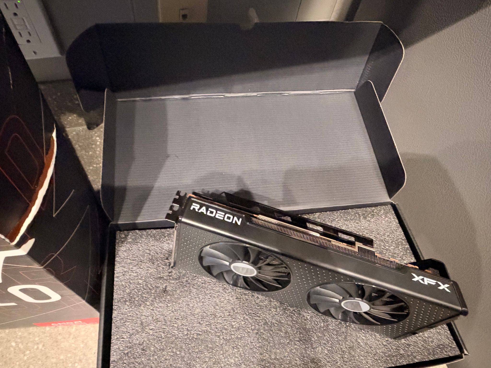 XFX Speedster SWFT210 Radeon RX 7800XT 16 GB GDDR6