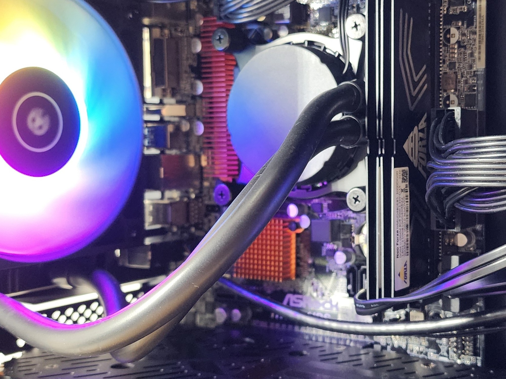 Gaming PC i7-7700 16GB RAM 1TB SSD RX 5700 XT 8GB Windows 11 Computer