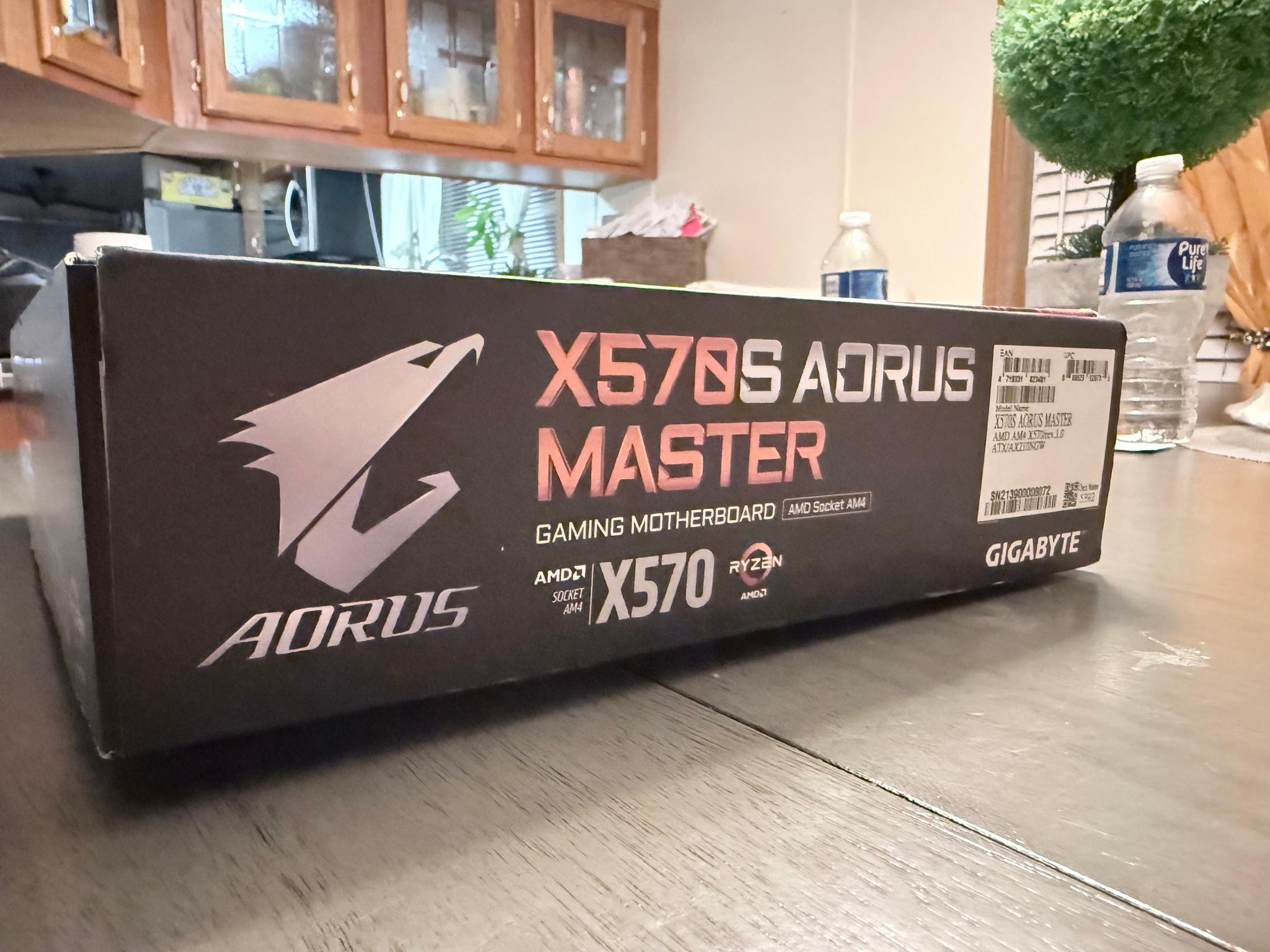 GIGABYTE X570 AORUS MASTER - Image 5