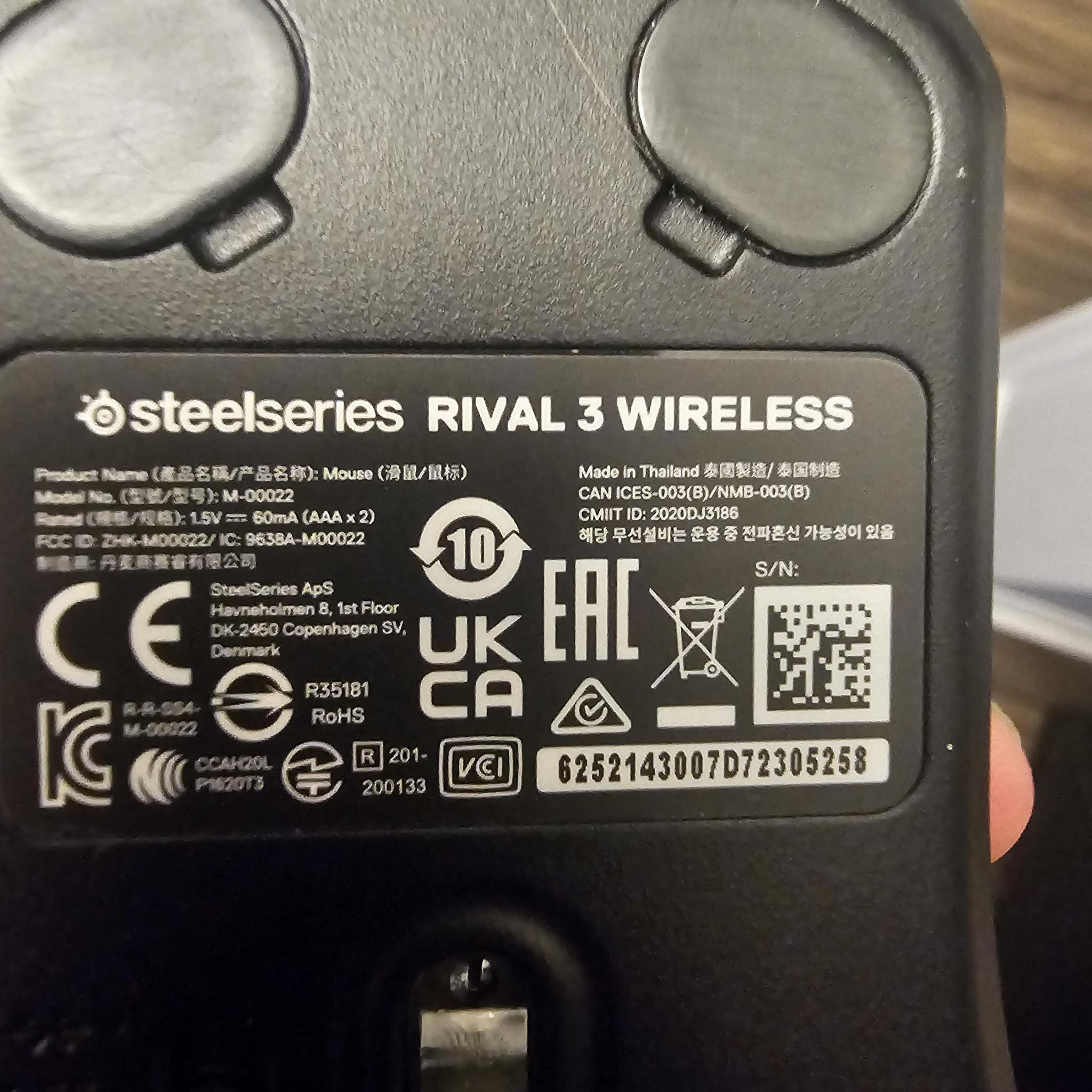 Steel Series Rival 3 wireless mouse