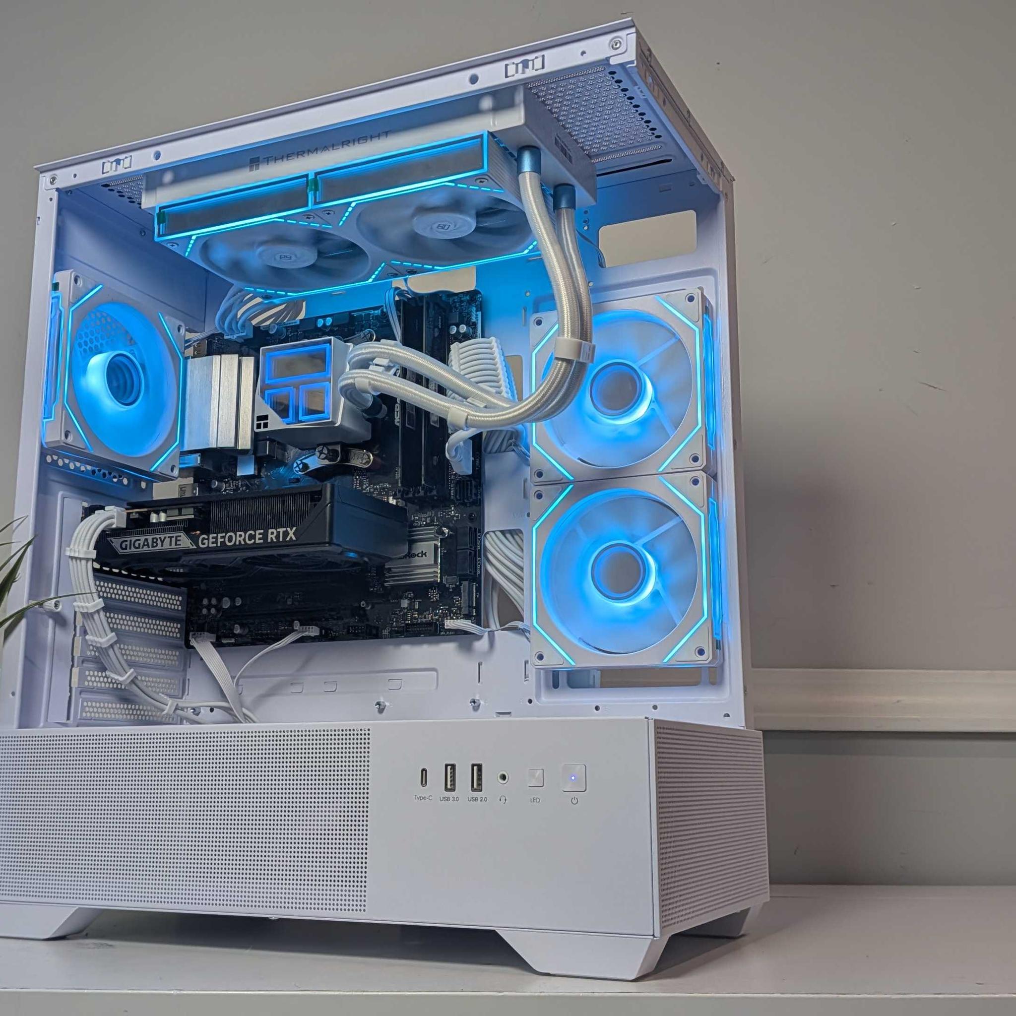 RTX 5060 | RYZEN 5 3600 | 16GB RAM | 1TB SSD | WINDOWS 11 | Mid-Range PCs