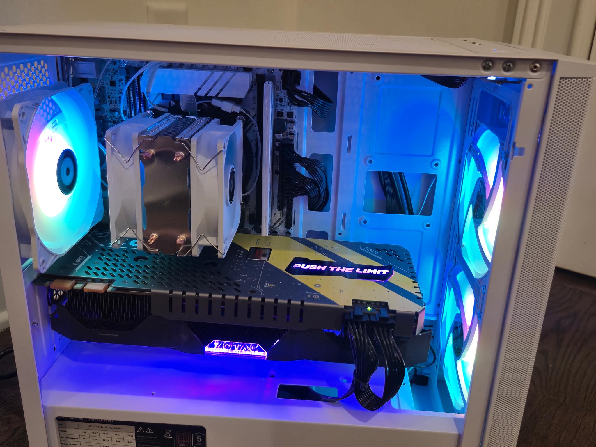 ❄️❄️WHITEOUT CUSTOM 1080/1440P GAMING PC/ GTX 1080 Extreme, 12