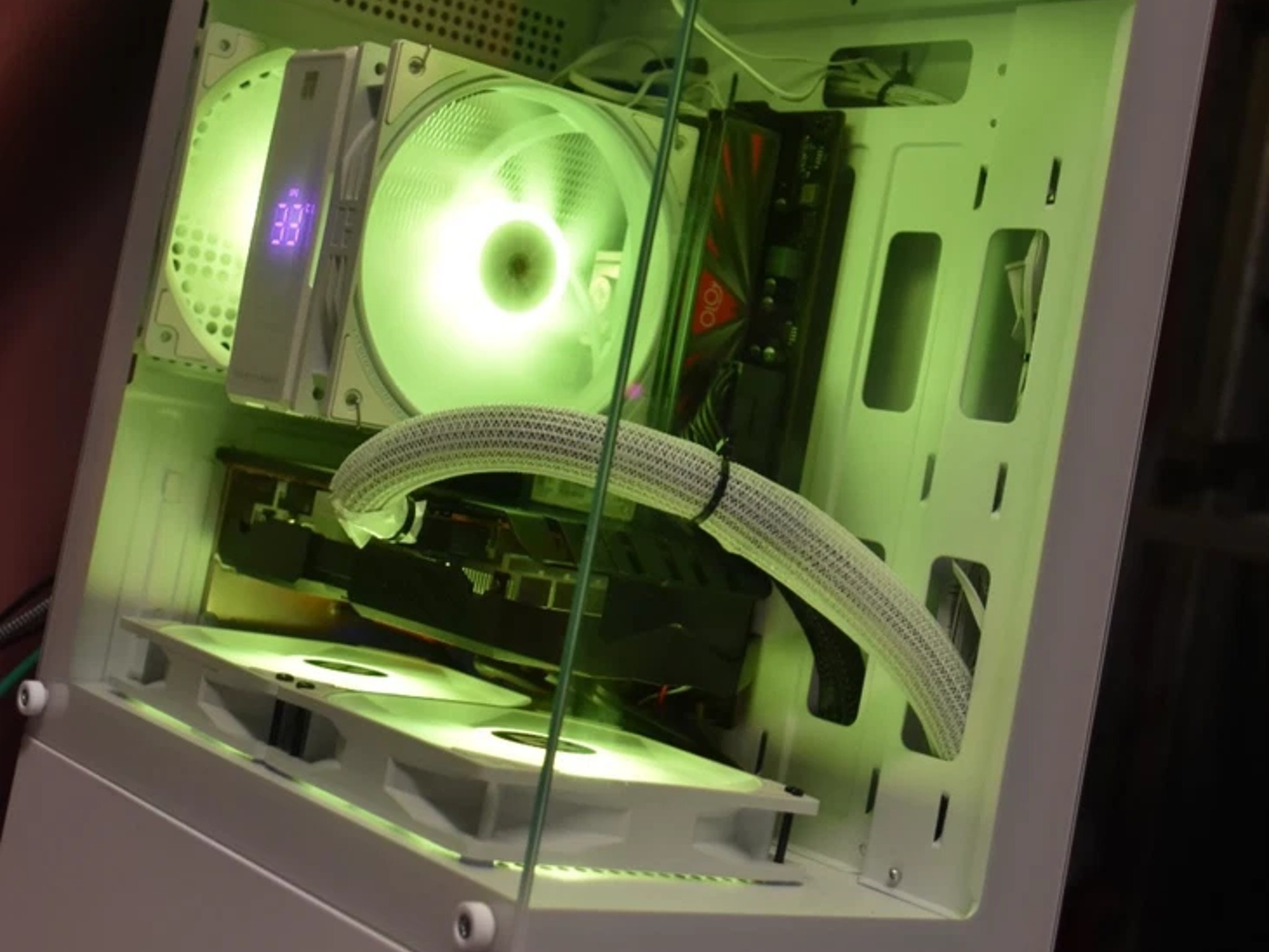 Gaming PC RYZEN 5 5500 ram 16GB GPU RX 6600M8gb Storager 512 Gb nvme 500 HHD