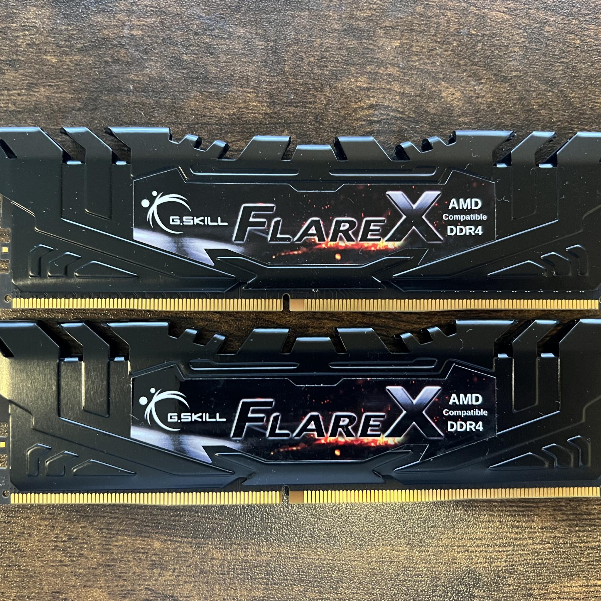 16GB (2x8GB) DDR4-3200MT/s CL14 G.SKILL Flare X RAM Memory - Black
