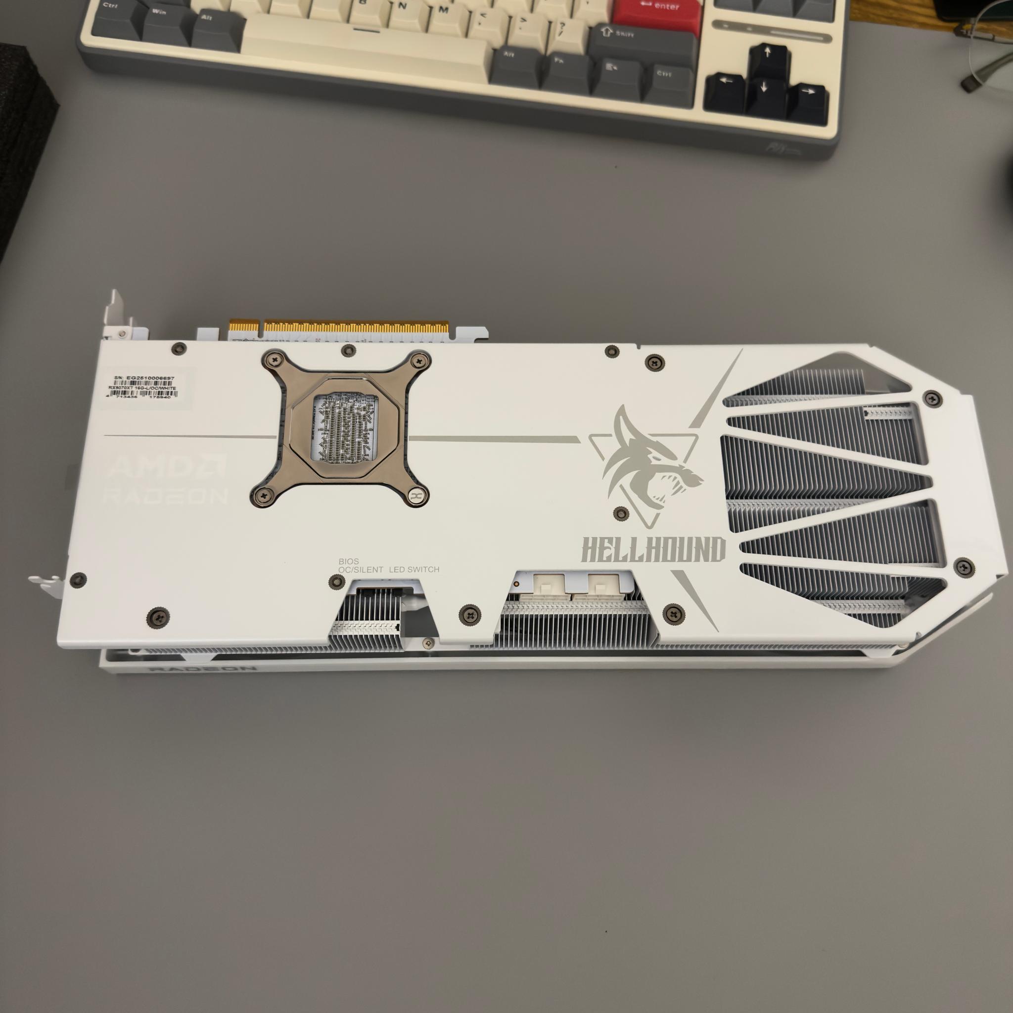 AMD 9070 XT Hellhound