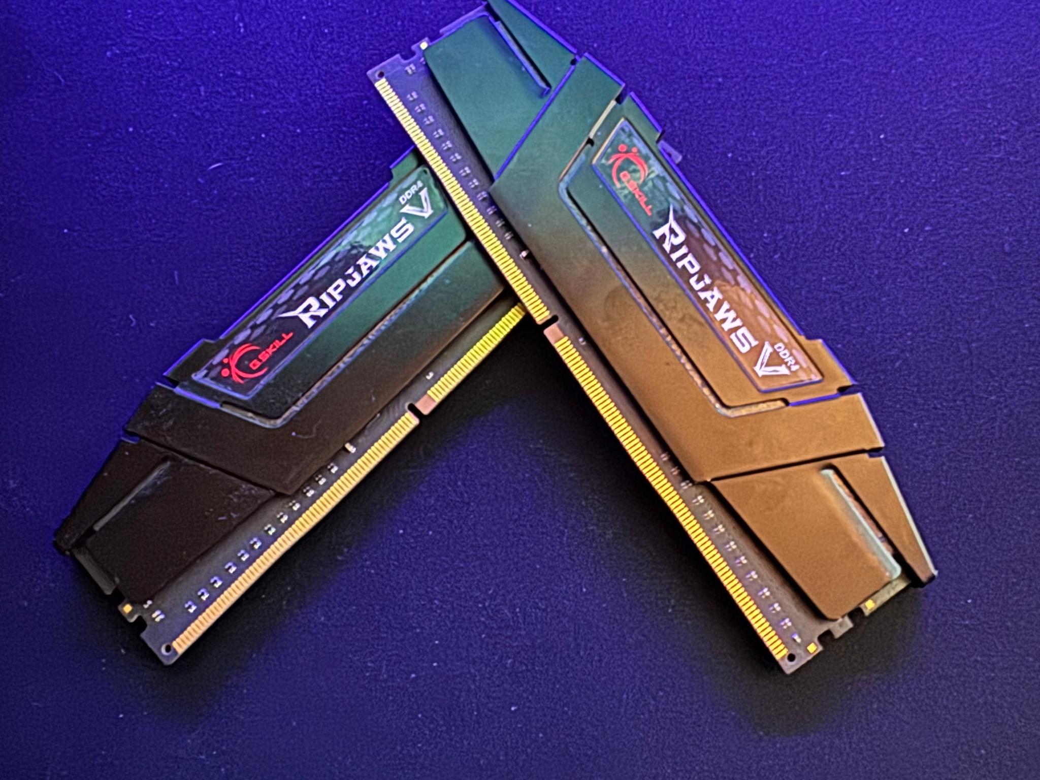 G. SKILL RipJaws V Series 16GB (2 x 8GB) PC4-28800 (DDR4-3600) Memory